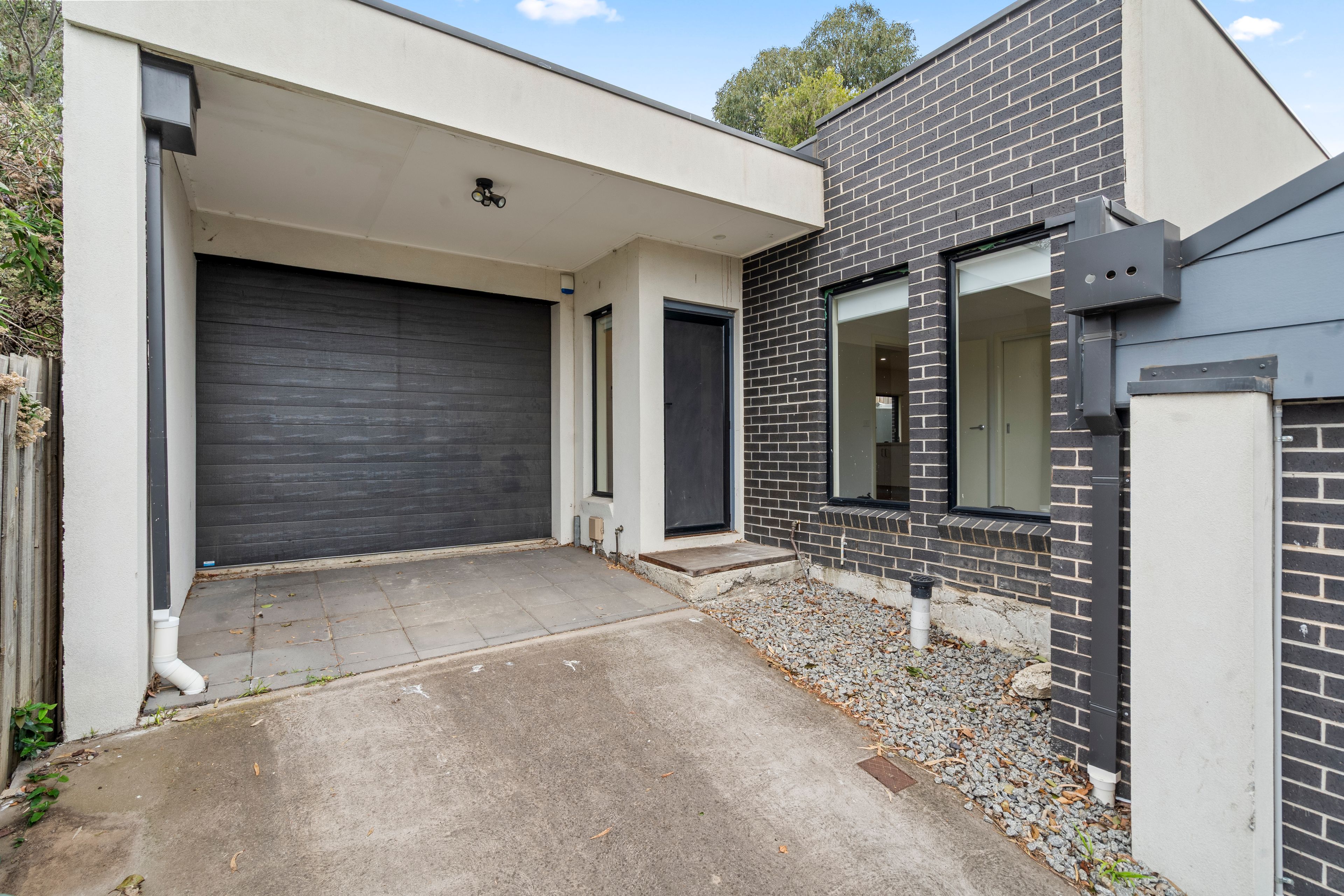 3/645 Pascoe Vale Road — photo from Ray White Glenroy