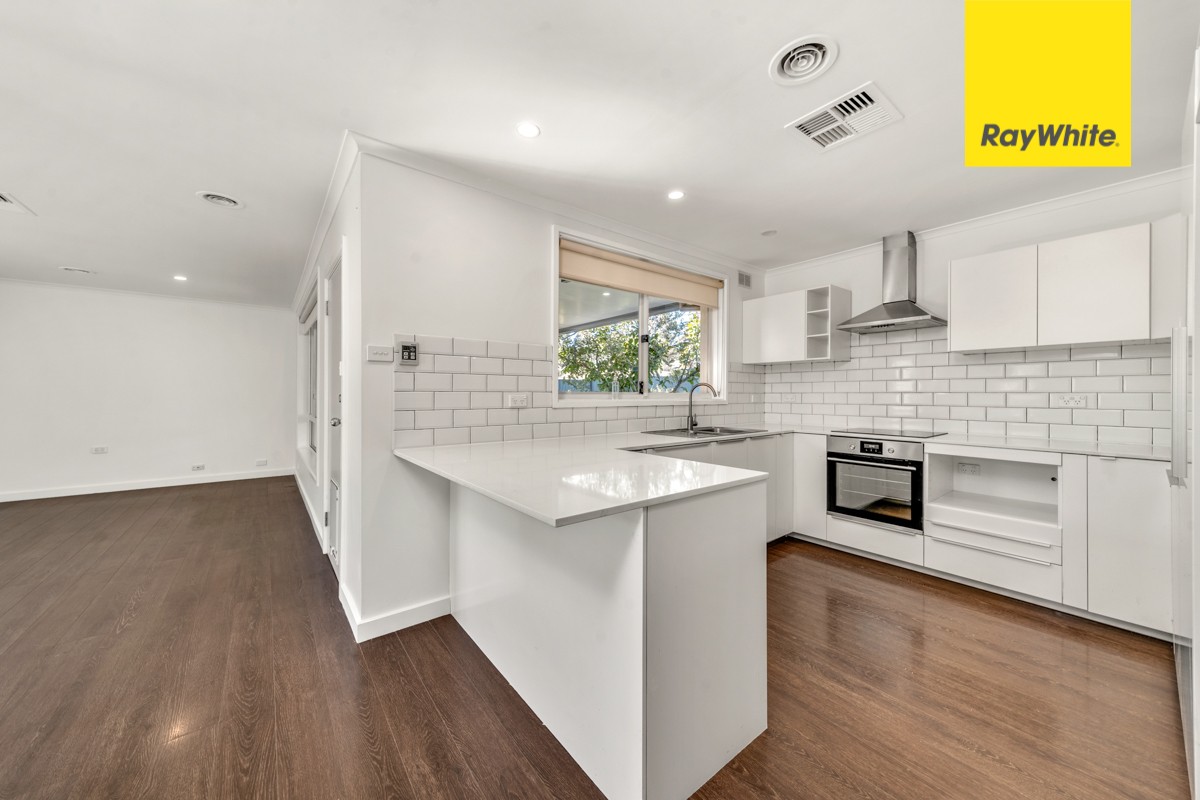 6 Auld Place, Weston, ACT 2611