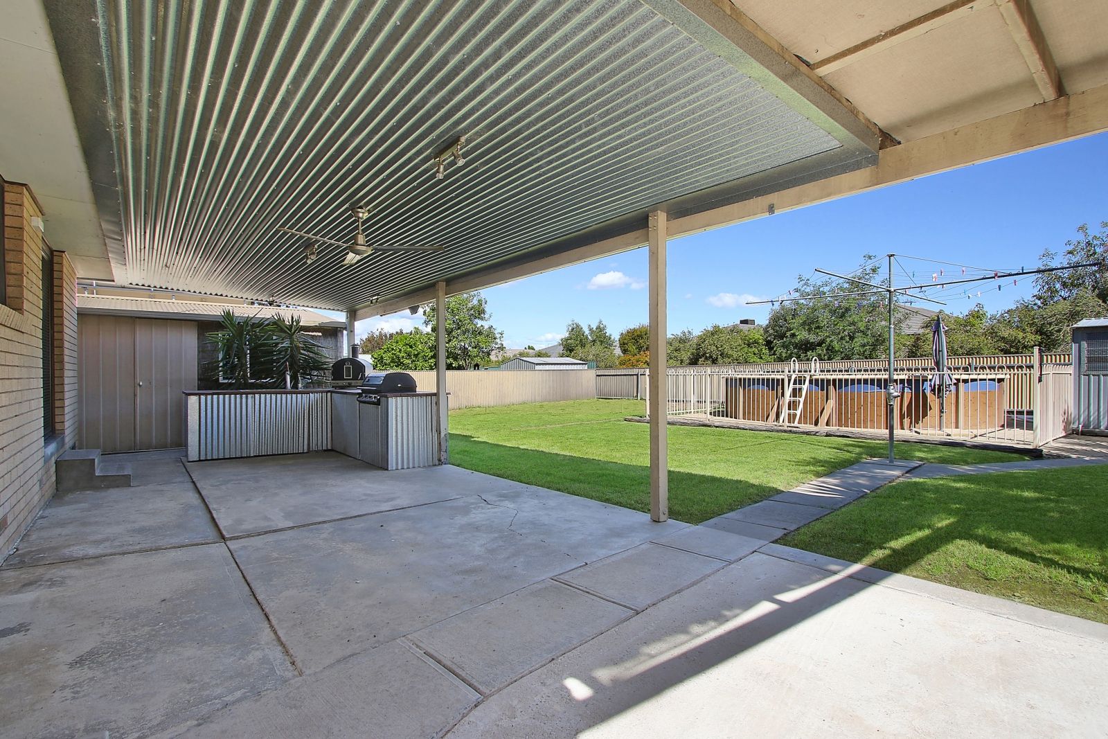 15 Kensington Court, Thurgoona, NSW 2640