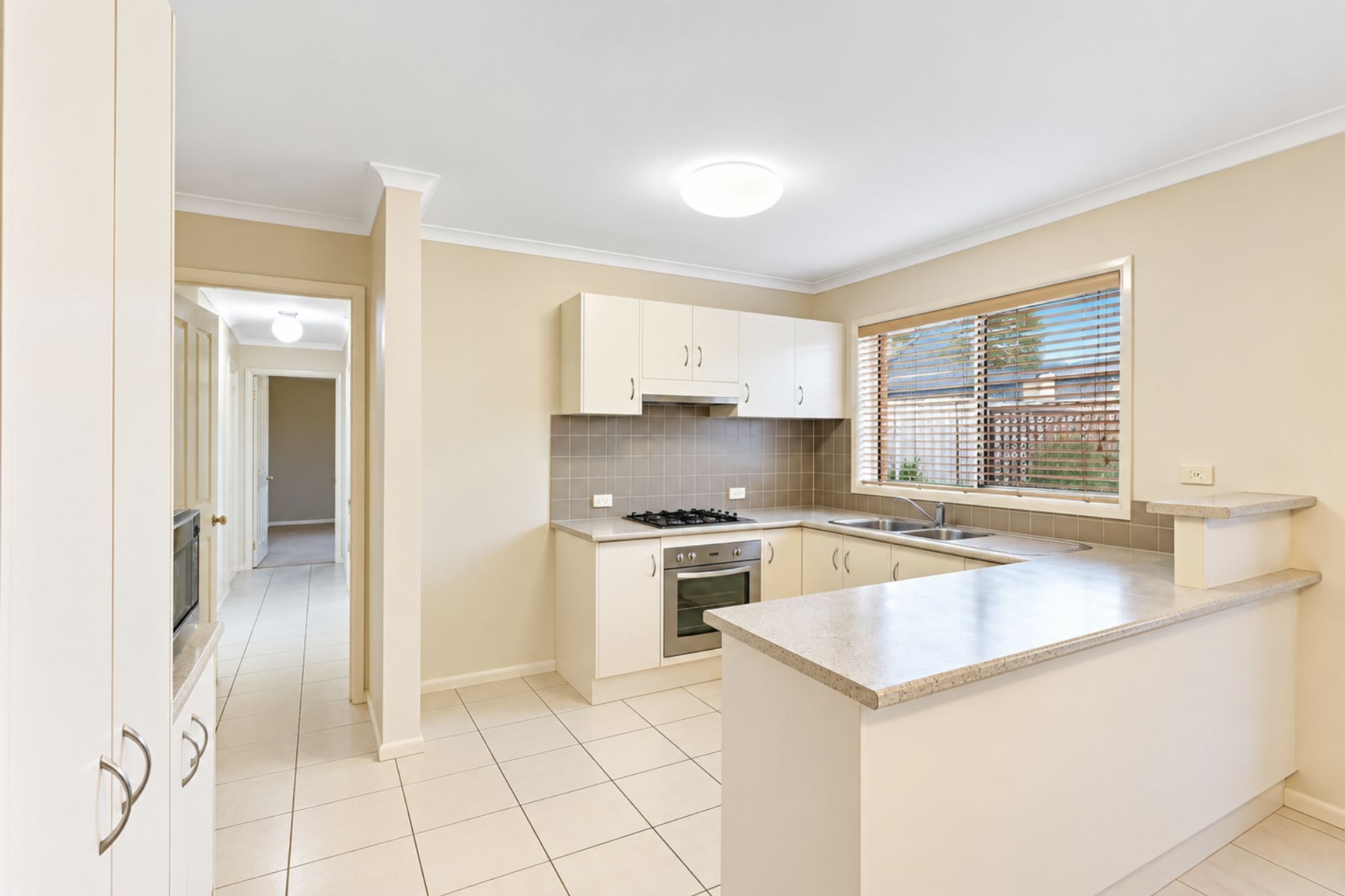 8 Elliott Court — photo 6 of 12