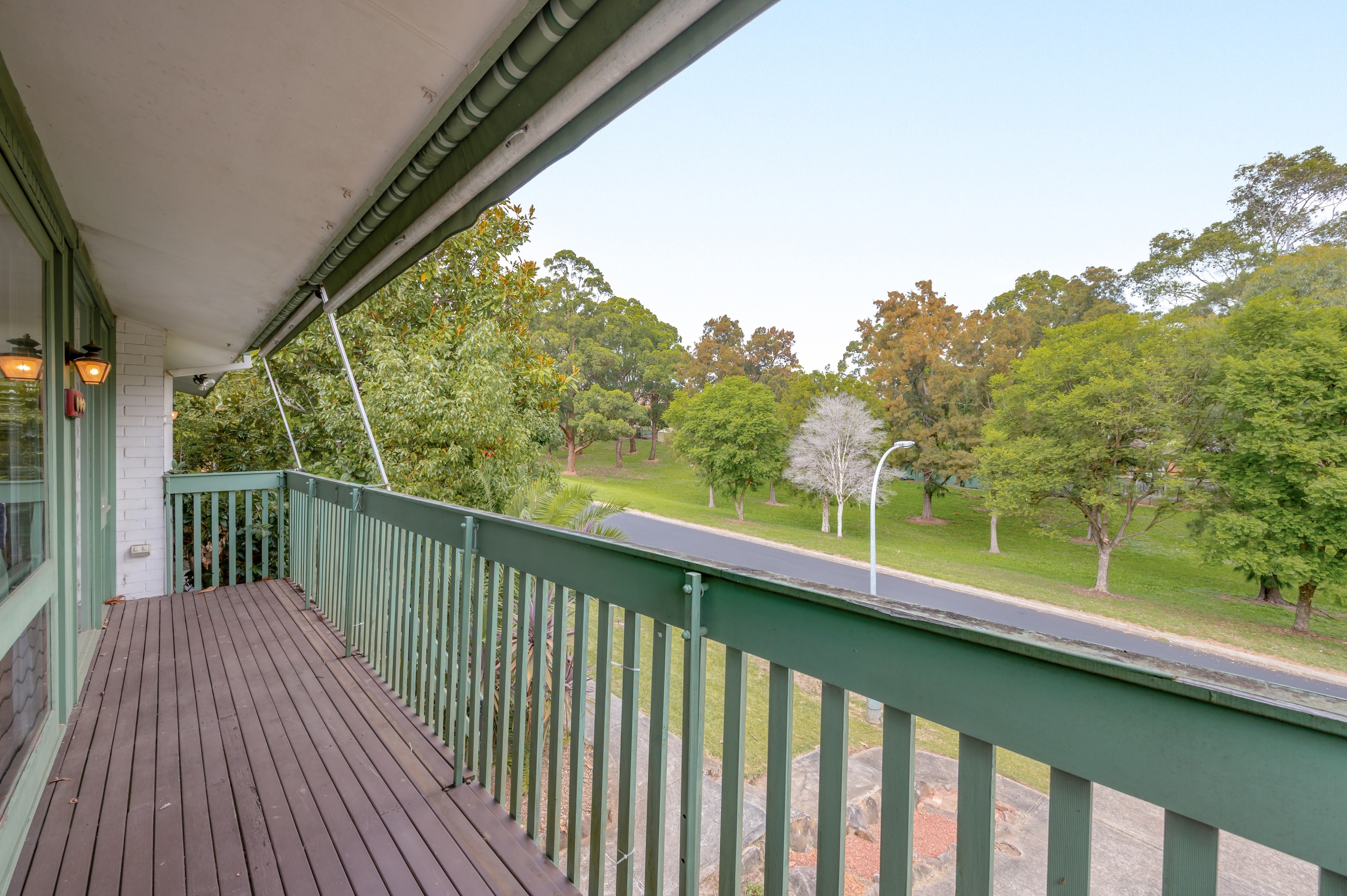 10 Arunta Crescent, Leumeah, NSW 2560