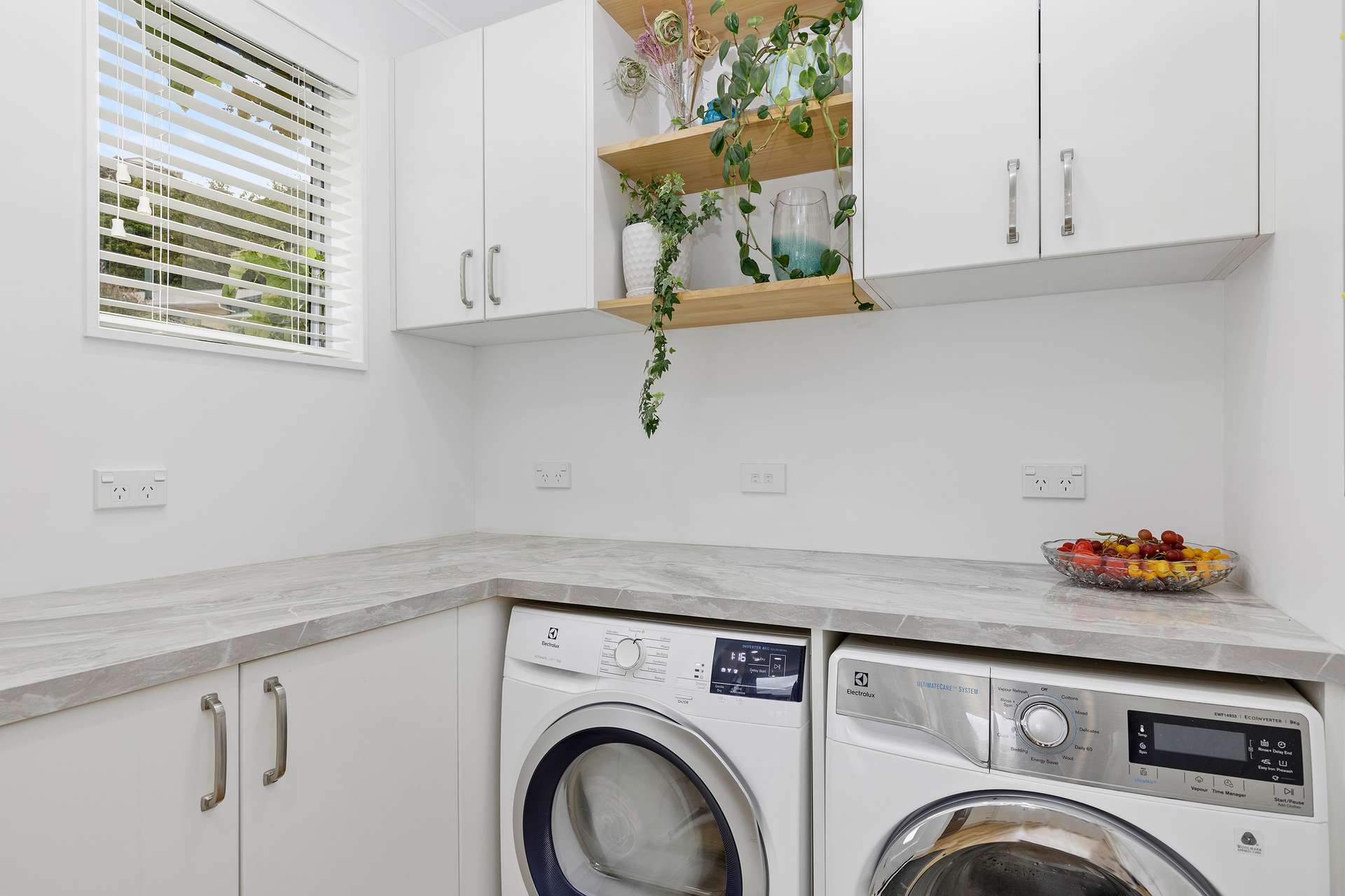 21 Invercargill Drive photo 10