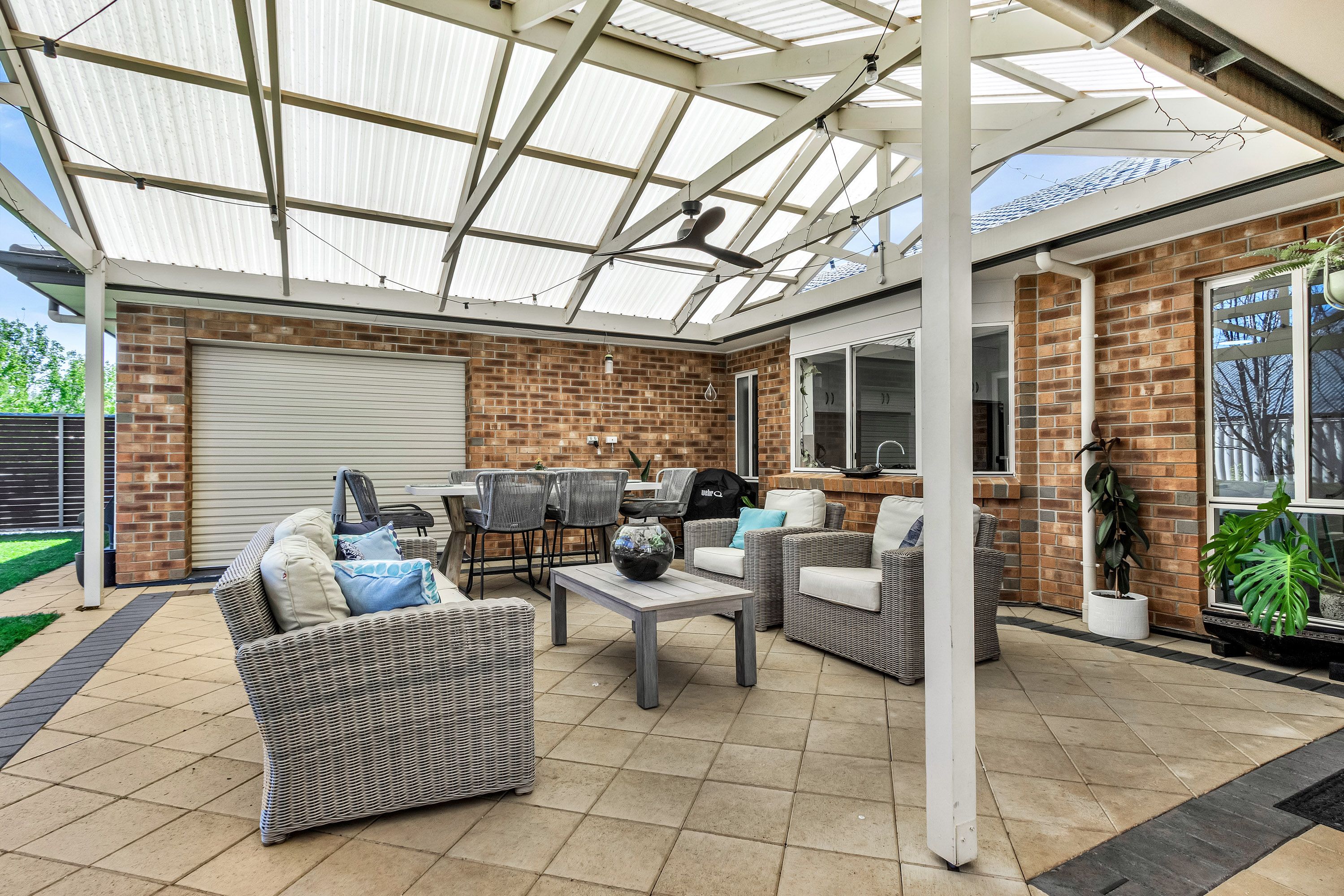 8 Clyde Court — photo 3 of 30
