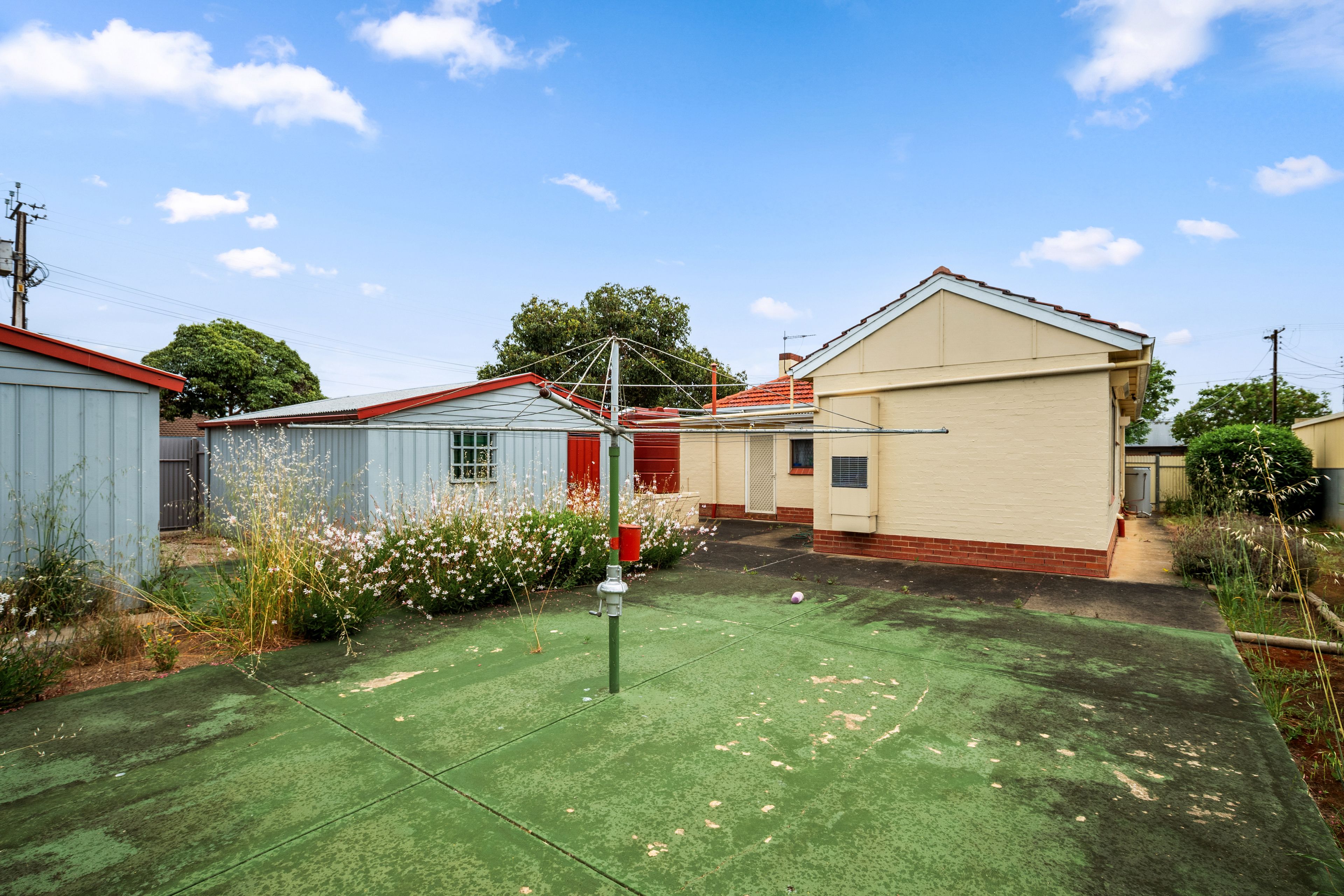 16 Bignell Street — photo 9 of 10