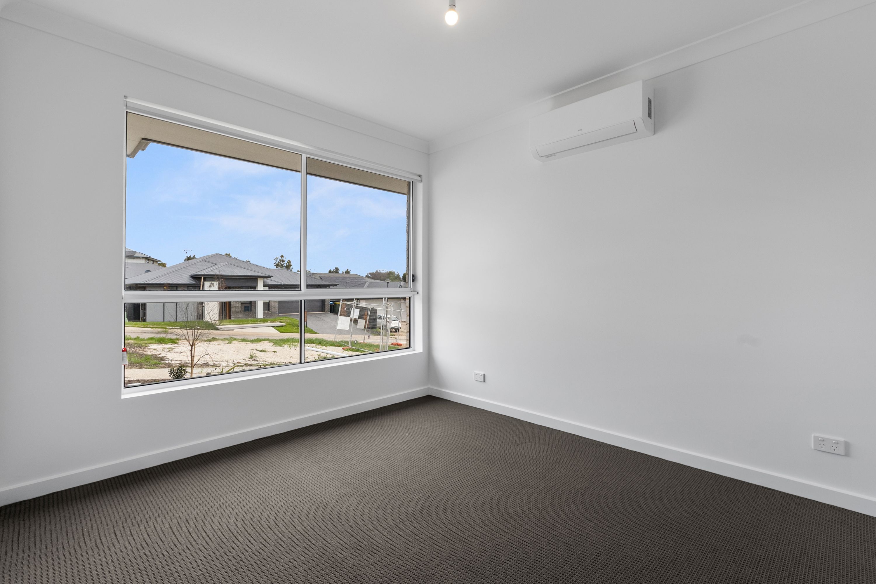 19 Whitford Road, Craigmore, SA 5114