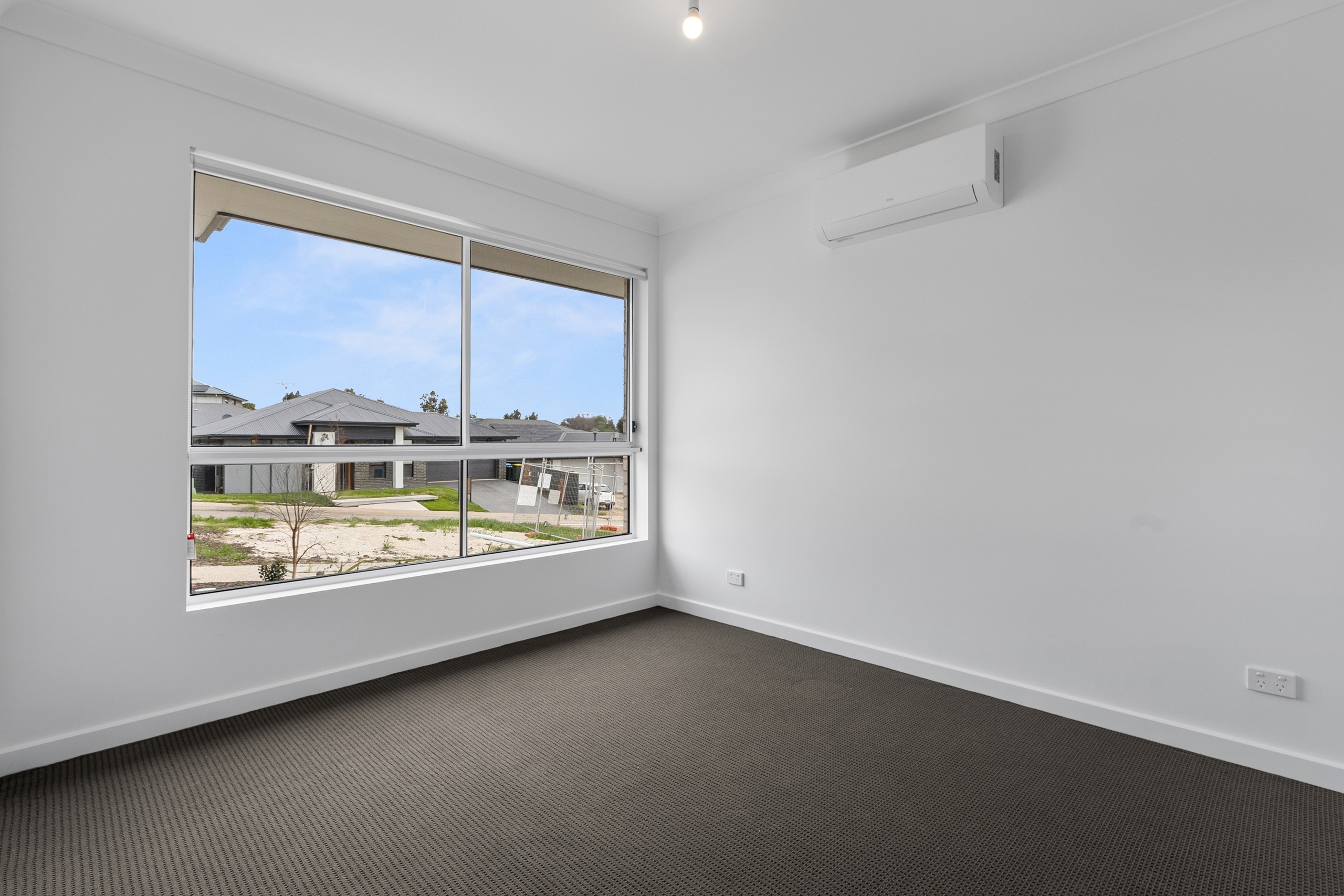 19 Whitford Road, Craigmore, SA 5114