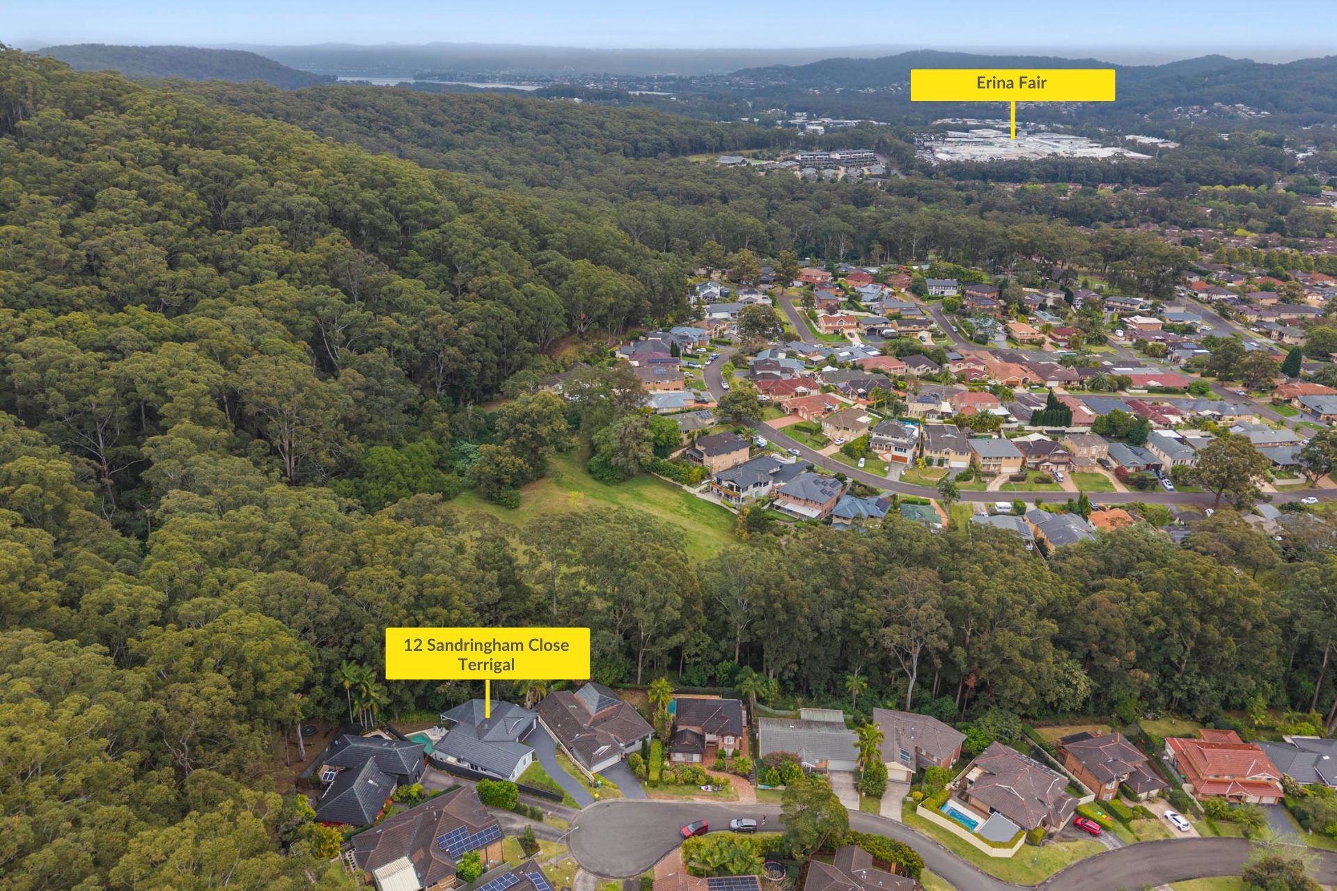 12 Sandringham Close — photo 12 of 18