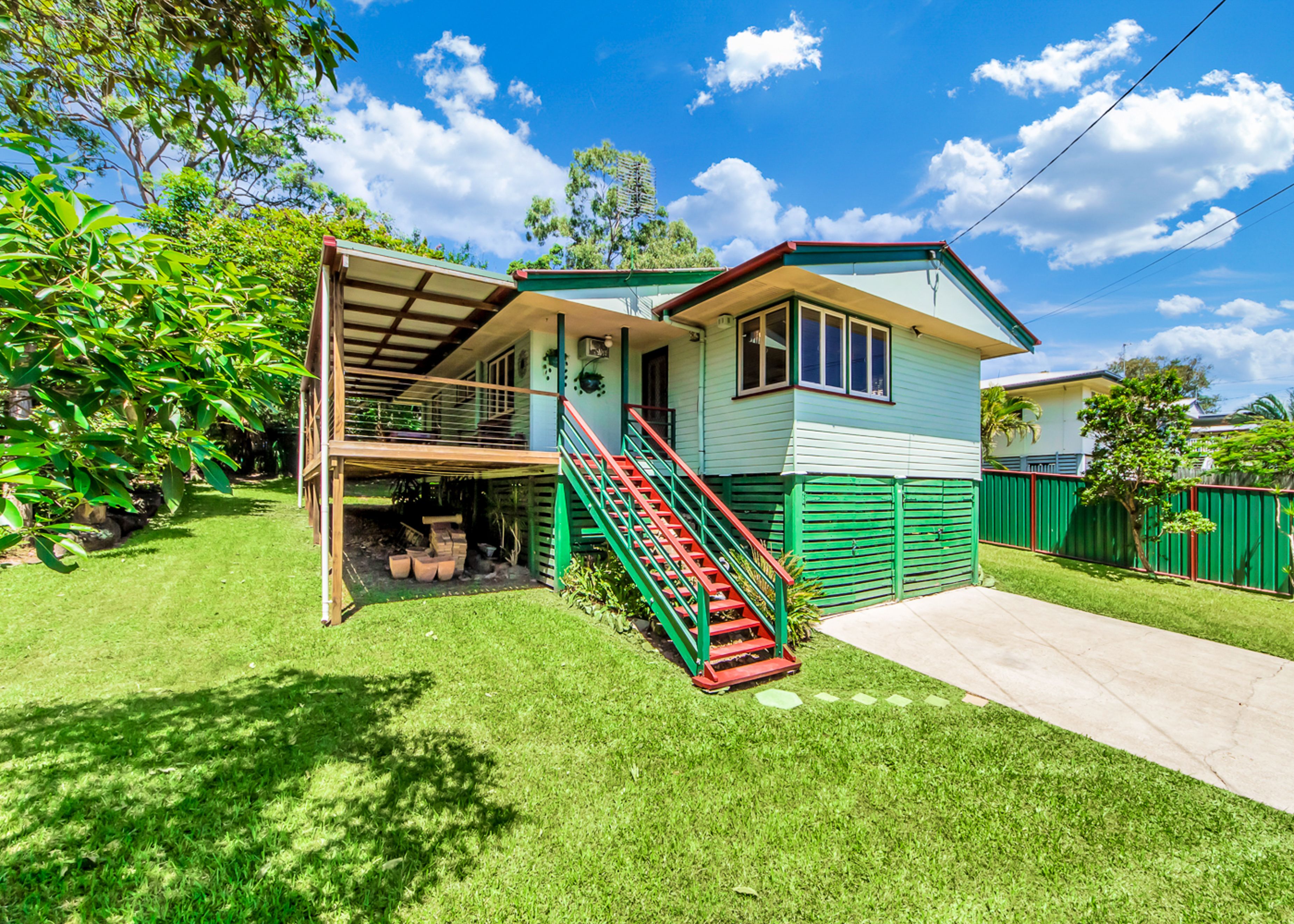 17 Tenalga Street, Nerang, QLD 4211
