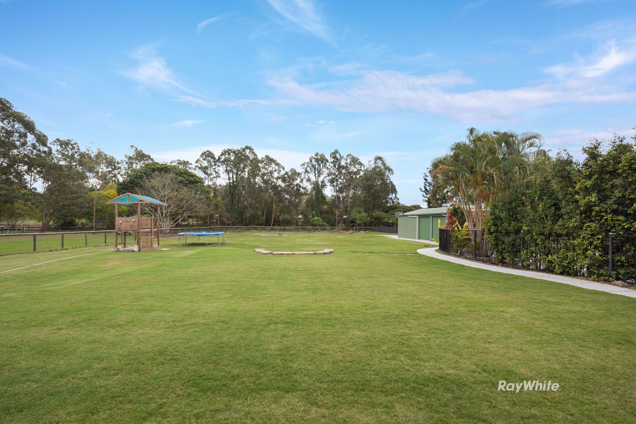 14 Nautilus Close — photo 22 of 26