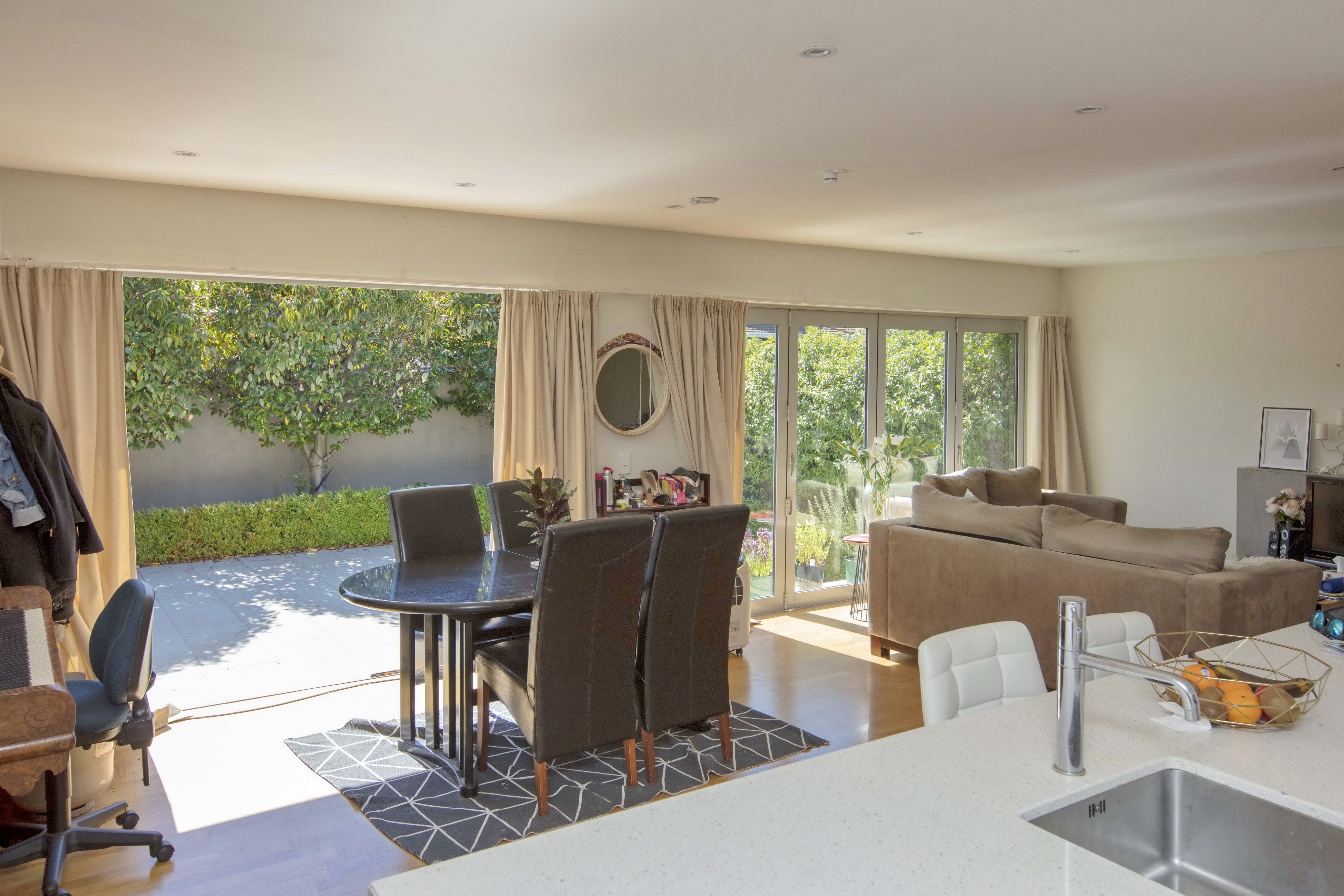 18 (1&2) Holmwood Road, Fendalton, Christchurch City