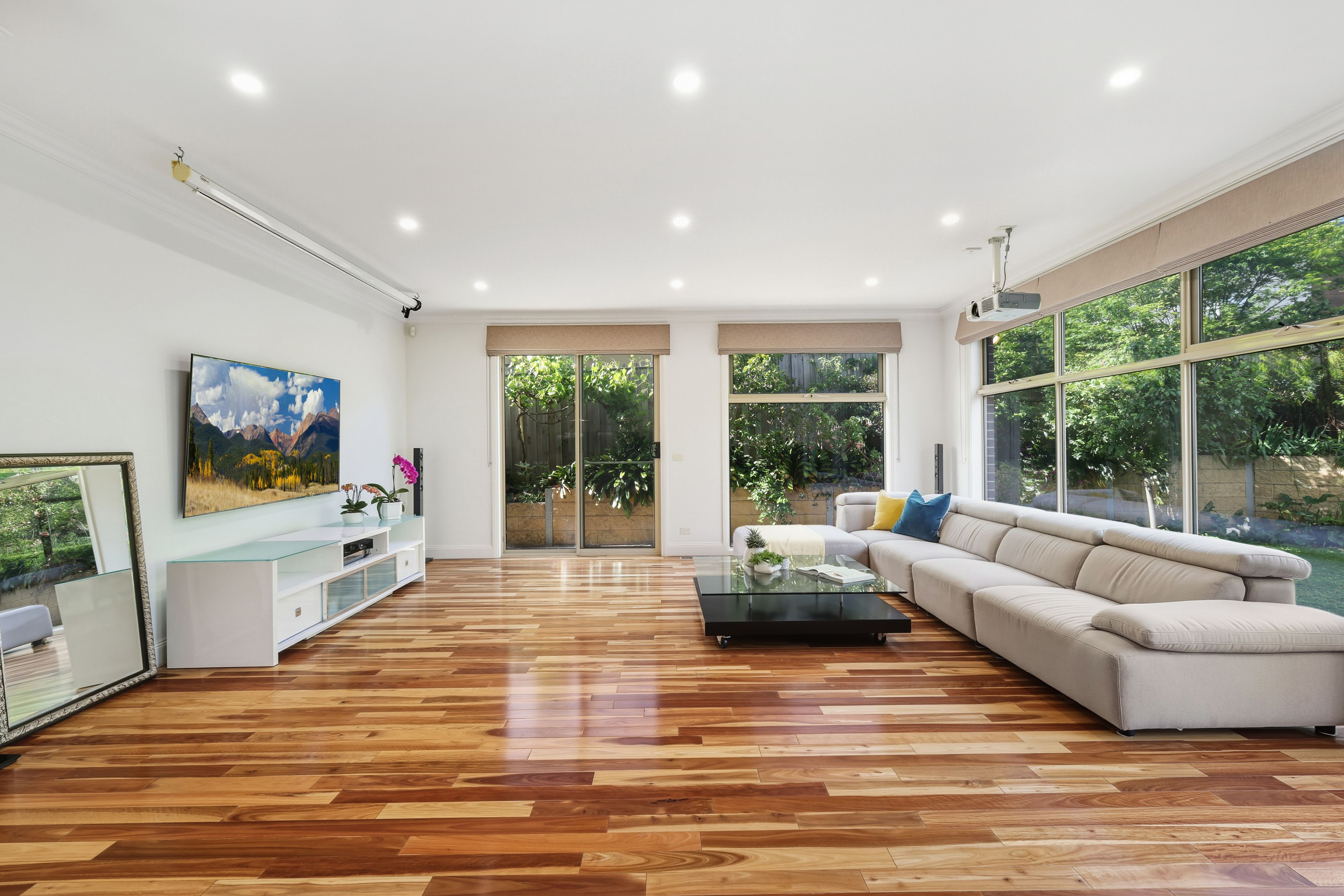 14 Talbot Road — photo 3 of 18