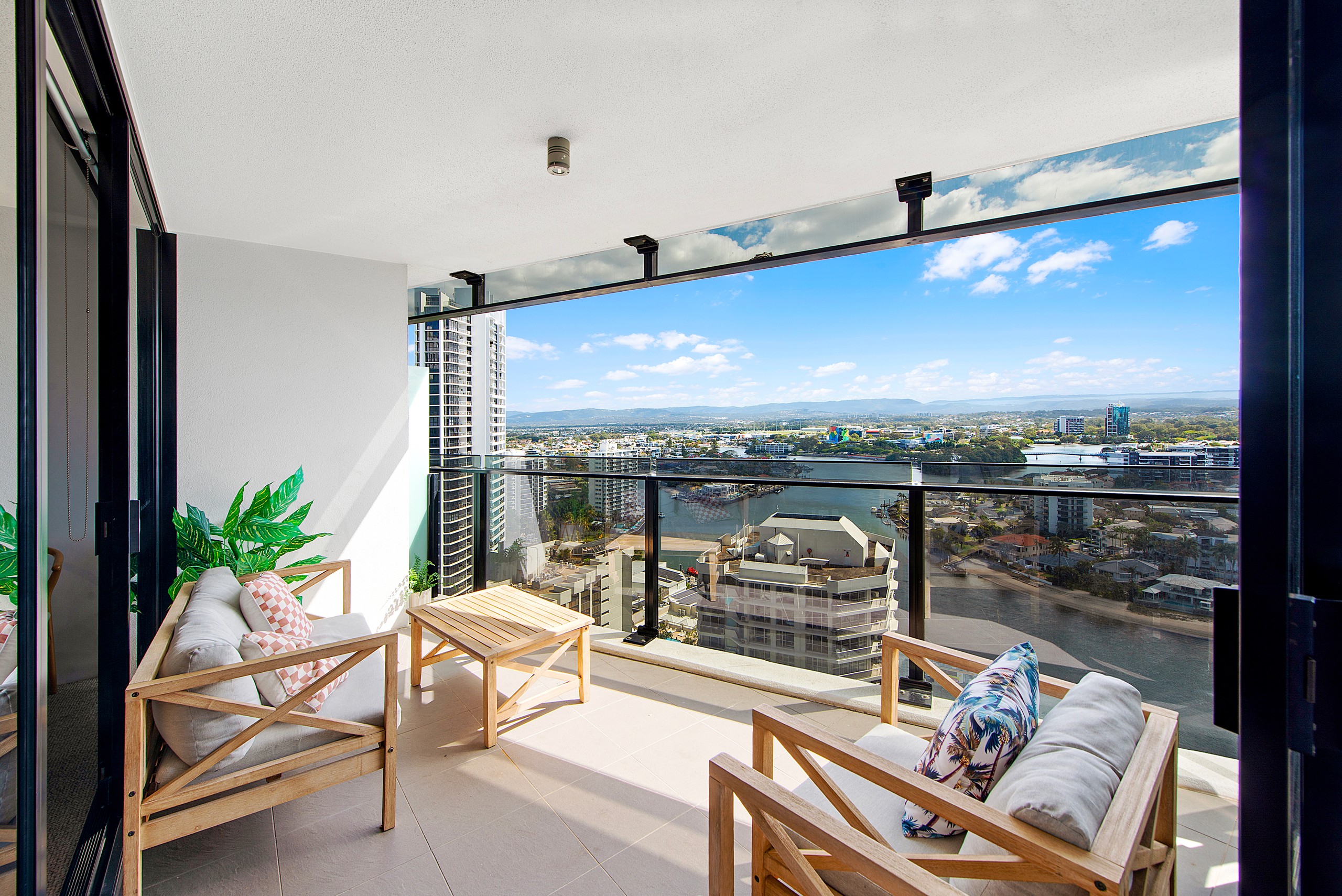 1197/9 Ferny Avenue, Surfers Paradise, QLD 4217