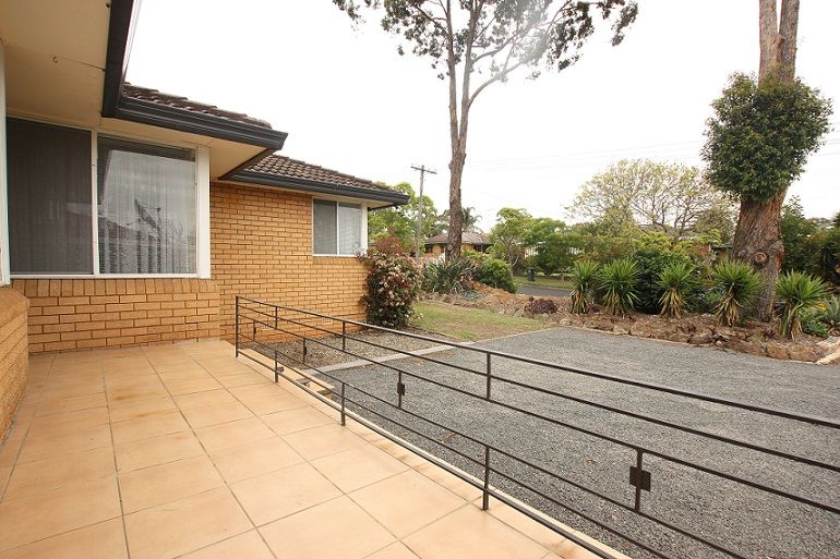 18 Hunter Street, Campbelltown, NSW 2560