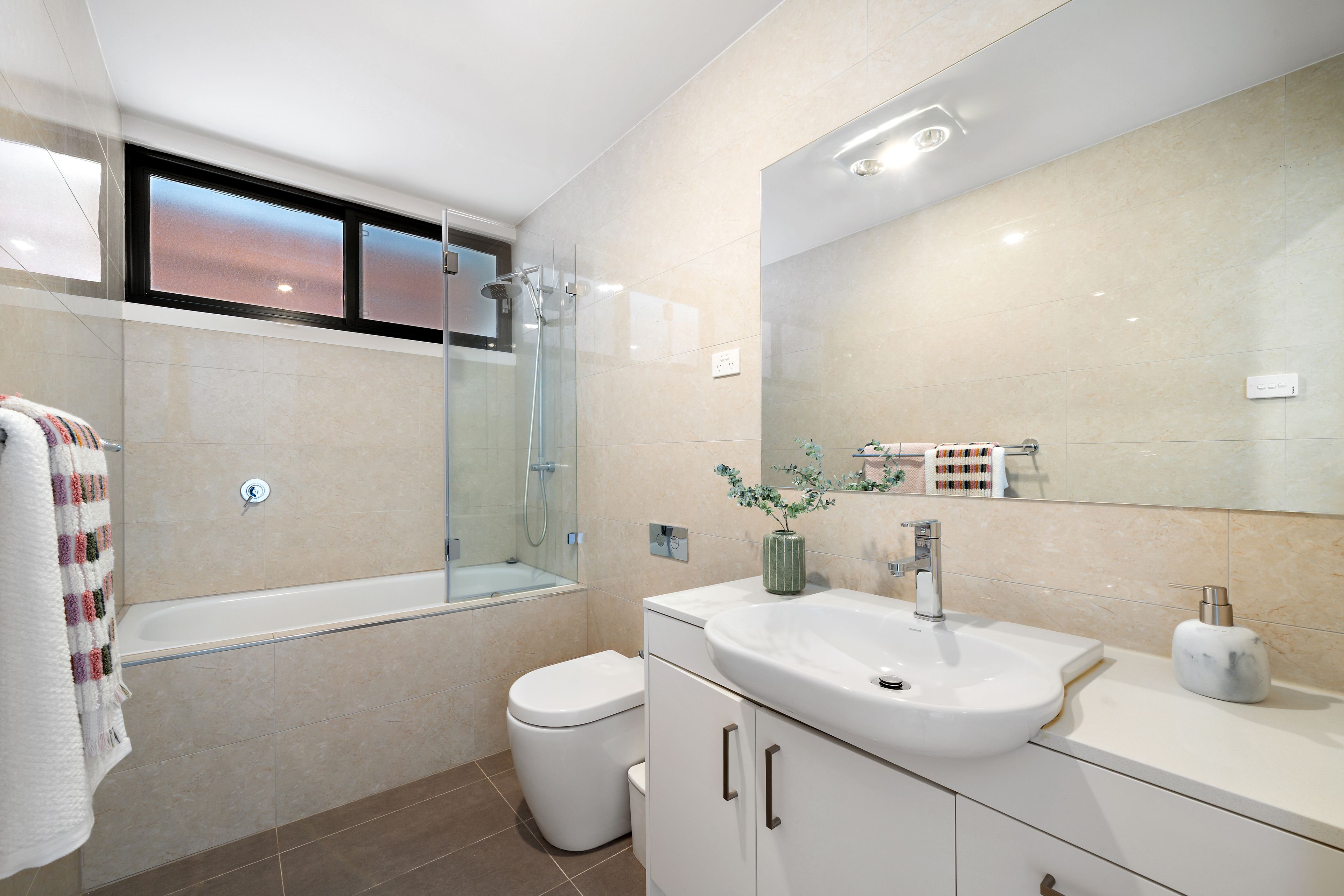 141 Thynne Street — photo 11 of 26