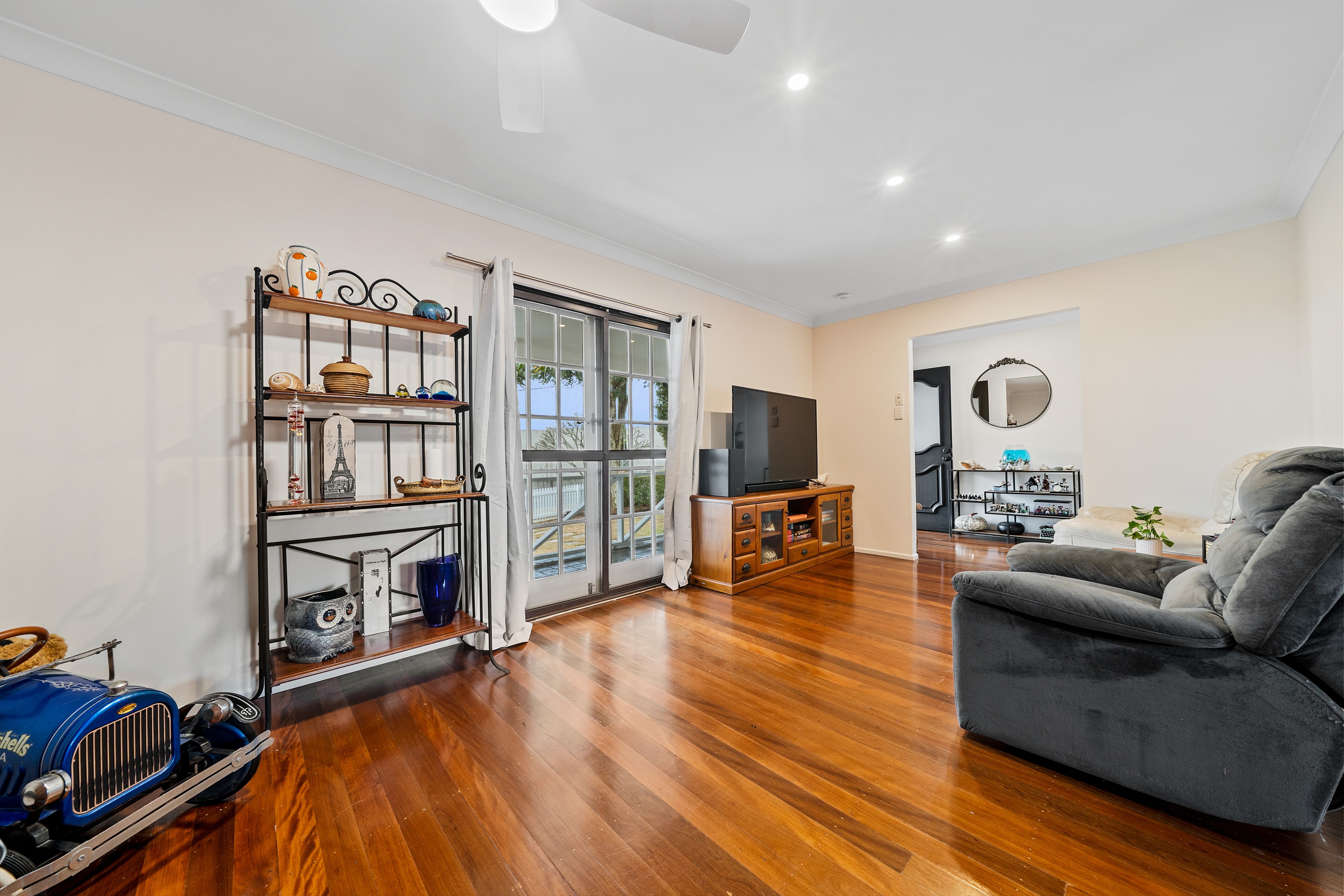 7 Amaroo Rise — photo 5 of 21