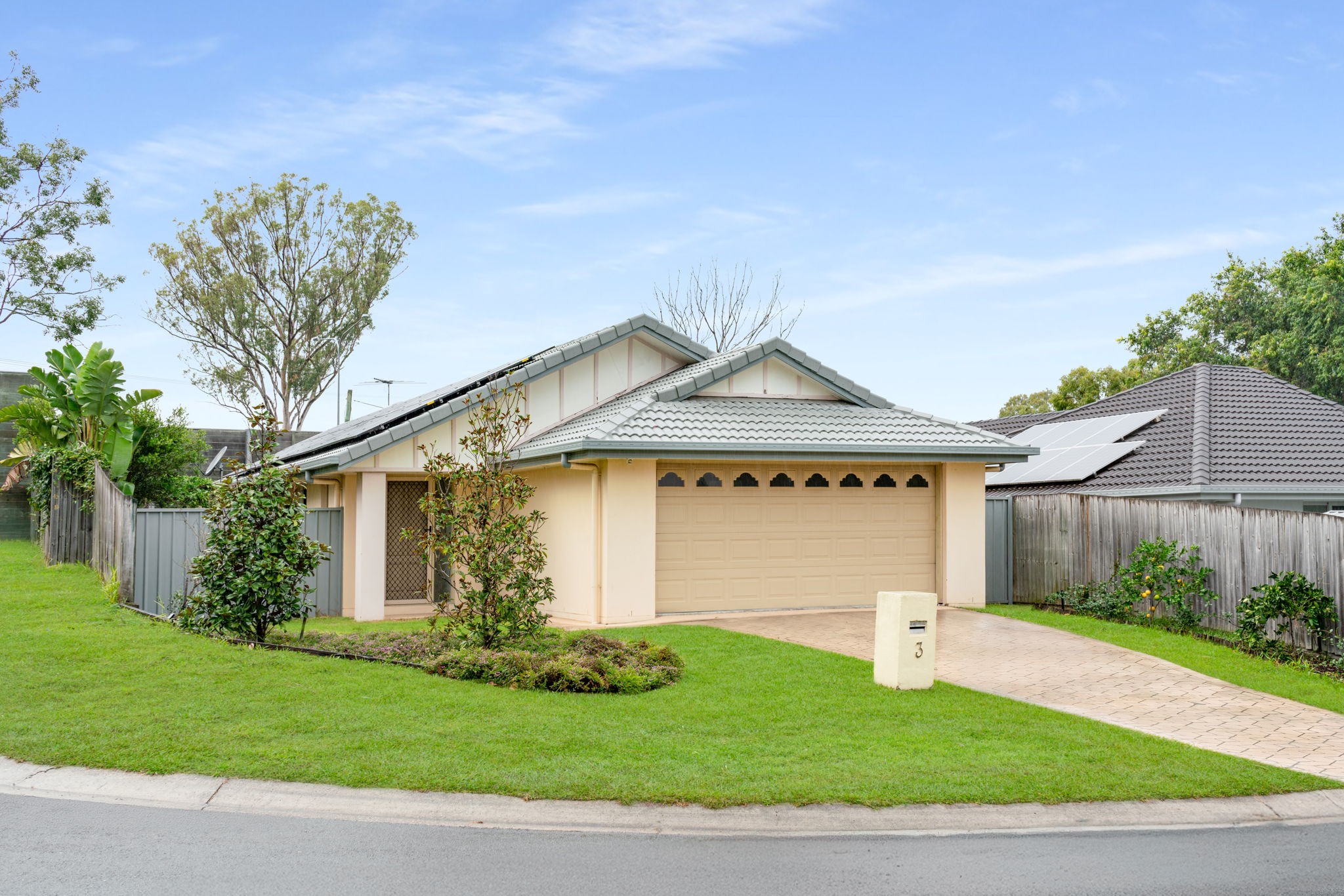 3 Meadowbank Court, Calamvale, QLD 4116
