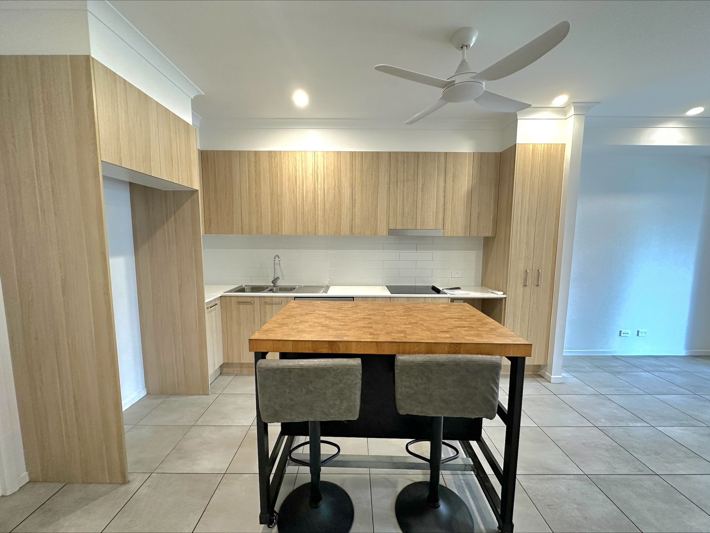 32 Corymbia Street — photo 13 of 17
