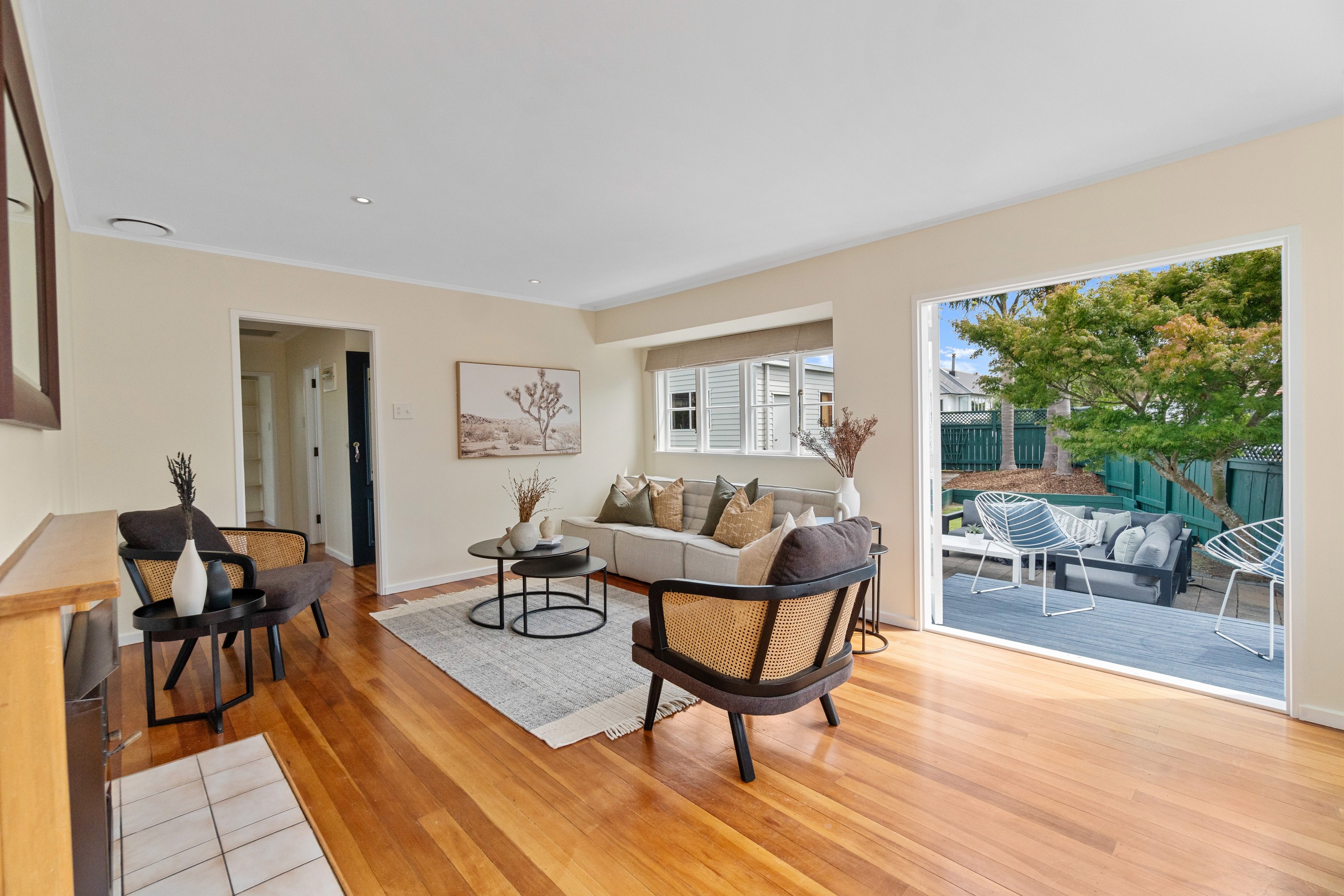 47 Philomel Crescent, Bayswater, North Shore City