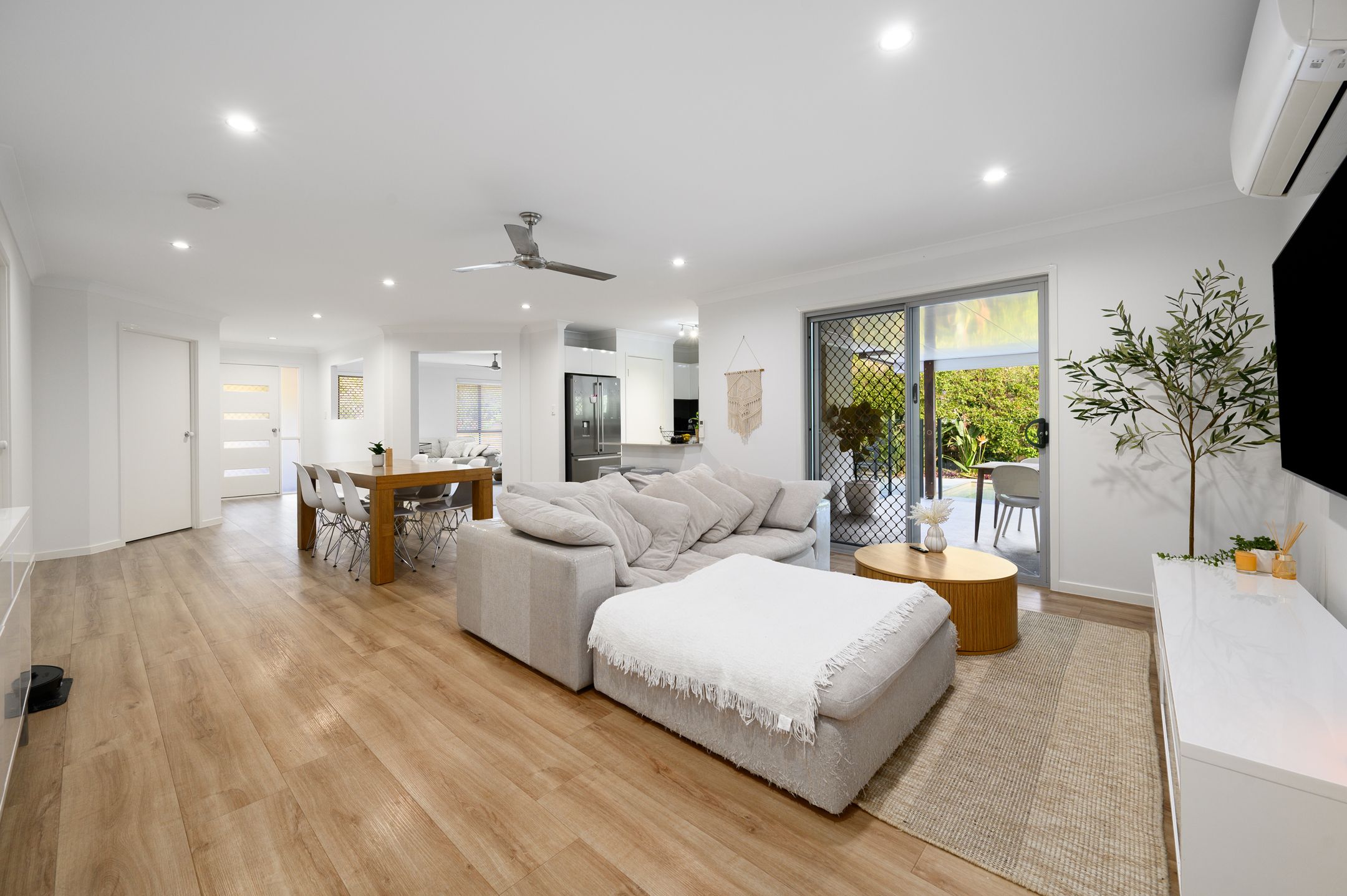 2 Streeton Place — photo 8 of 22