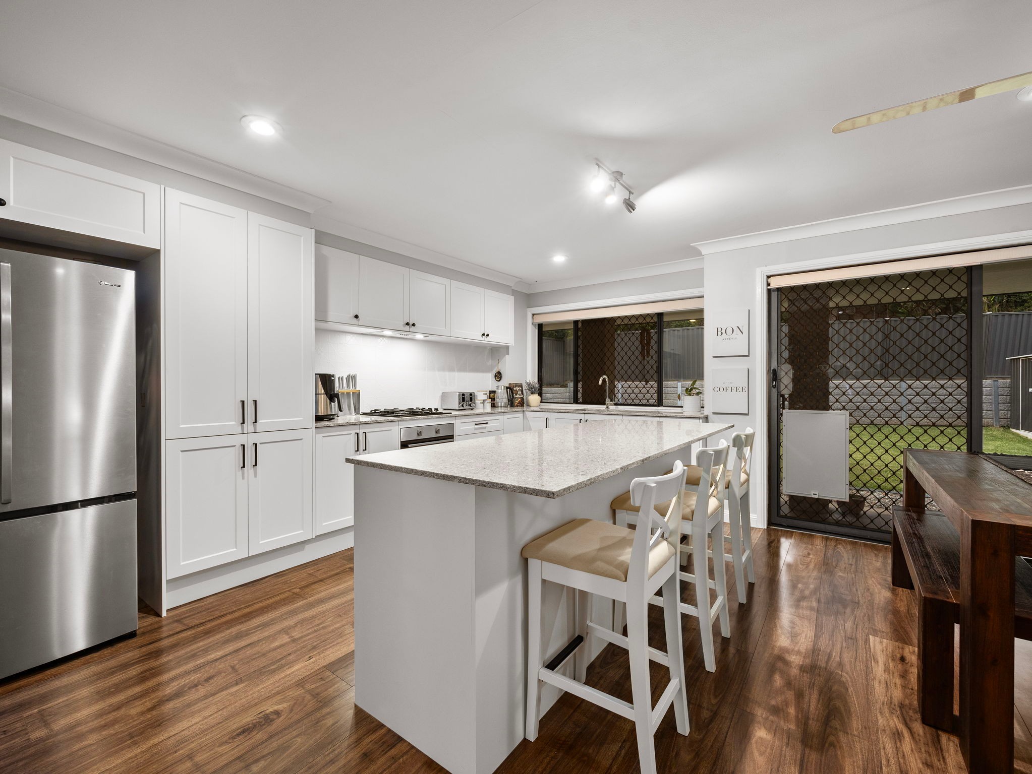 10 O'Malley Street, Bundamba, QLD 4304