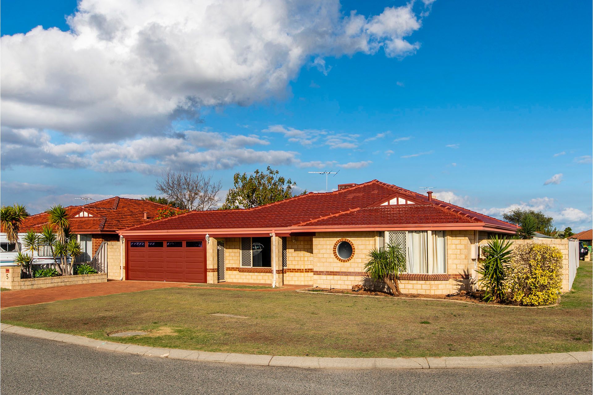 5 Shoalhaven Place, Waikiki, WA 6169