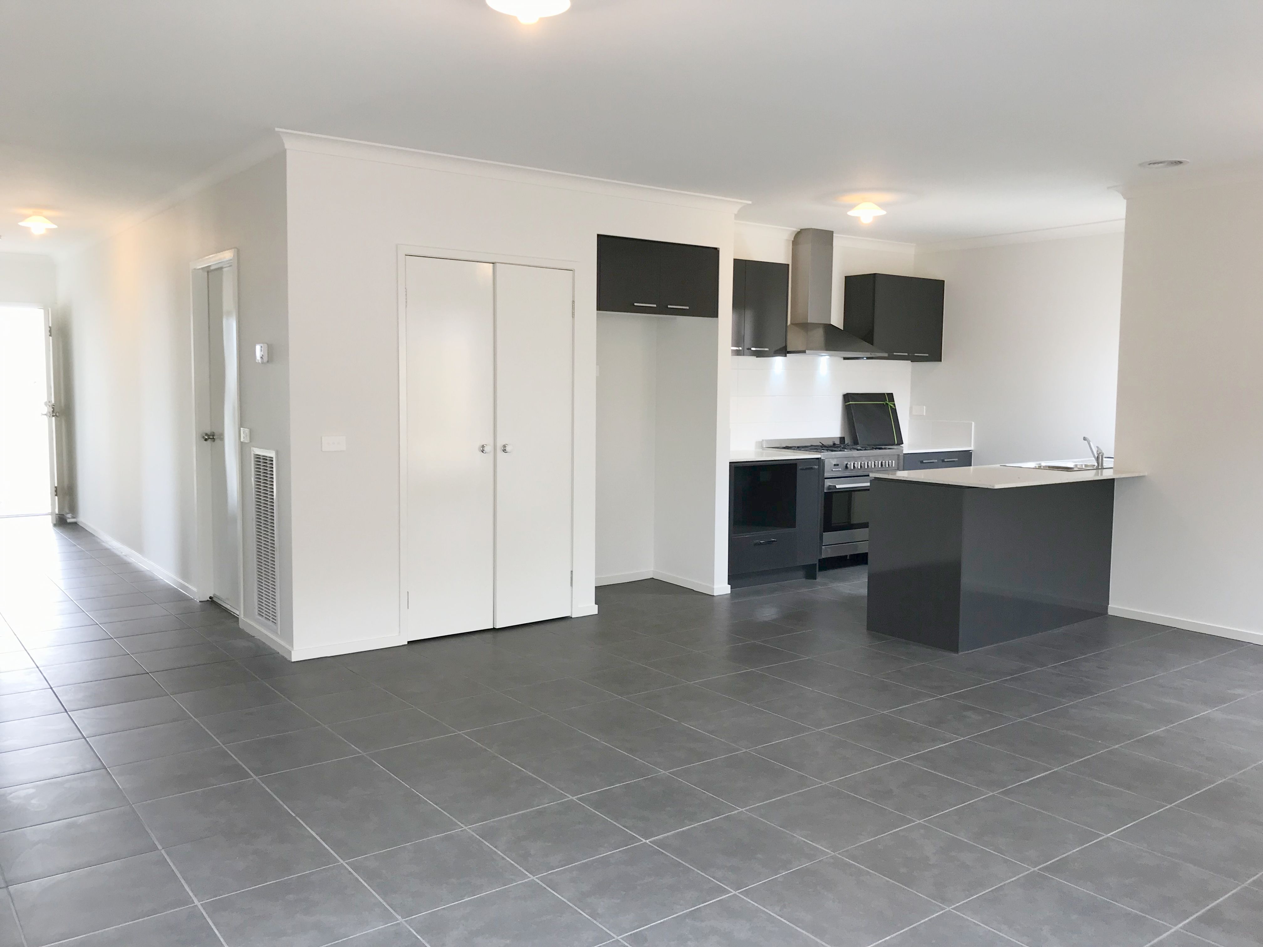 30 Lucerne Drive, Truganina, VIC 3029