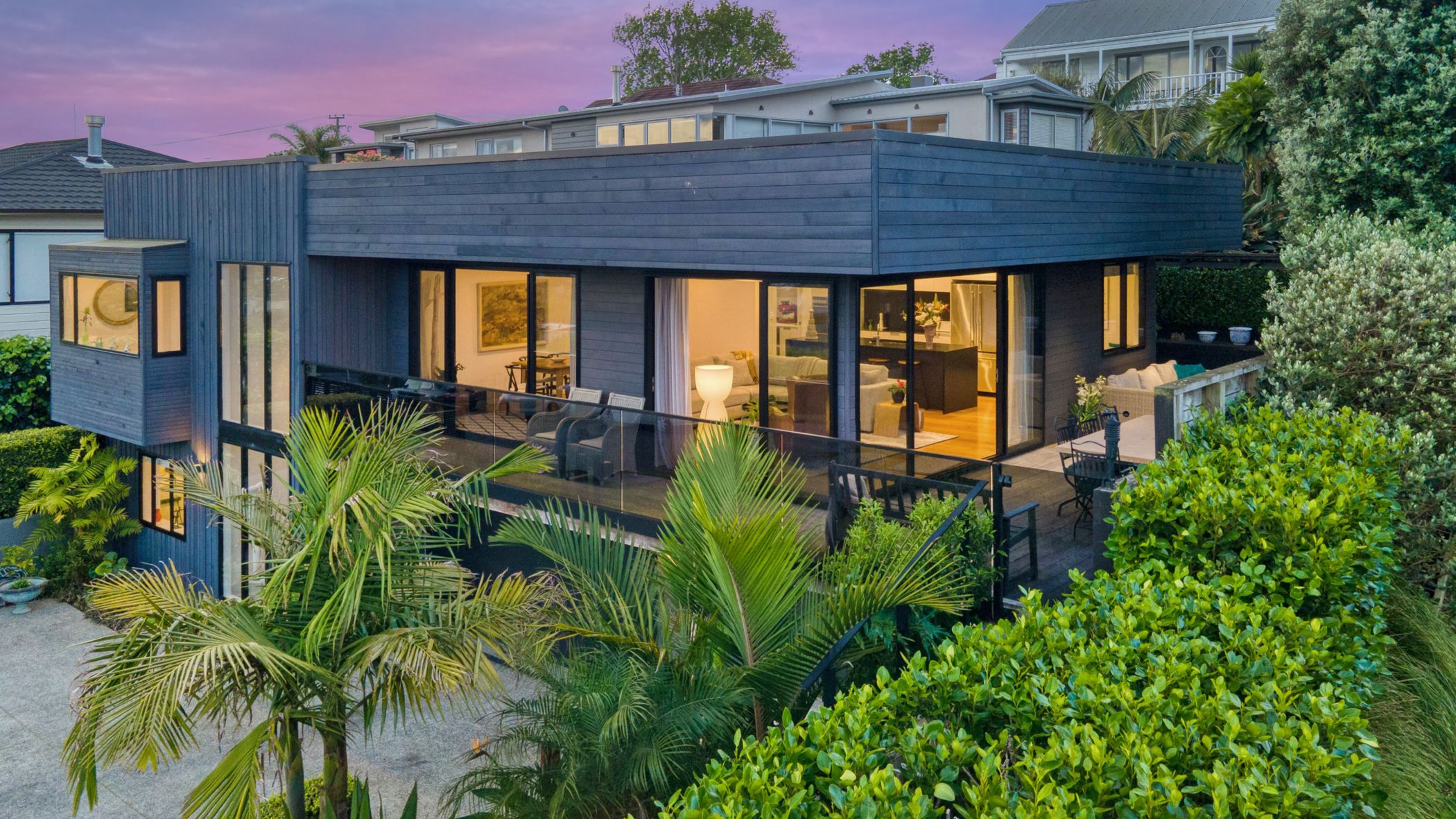 2B Churchill Road, Murrays Bay, North Shore City