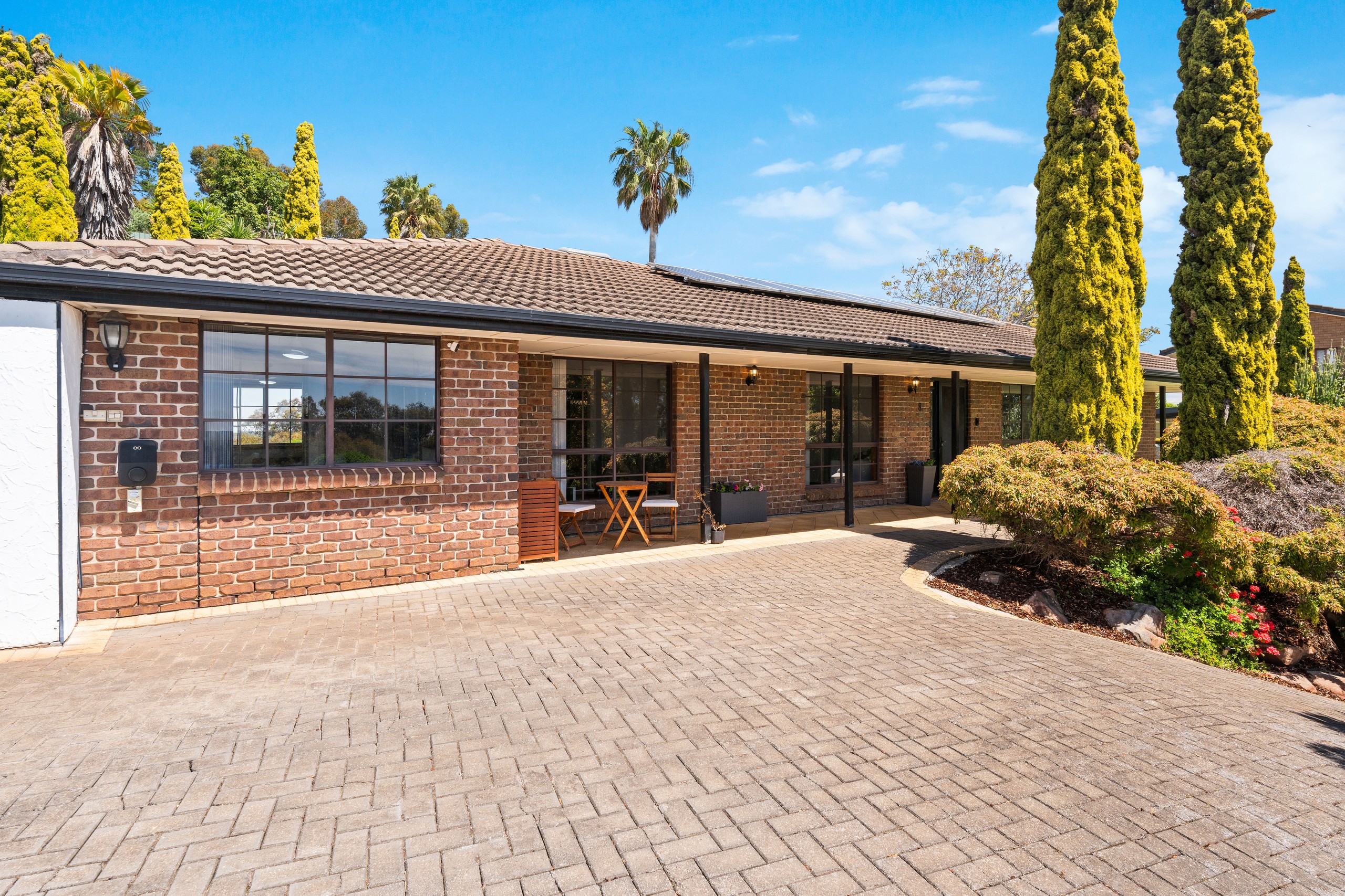 8 Redbank Close, Happy Valley, SA 5159