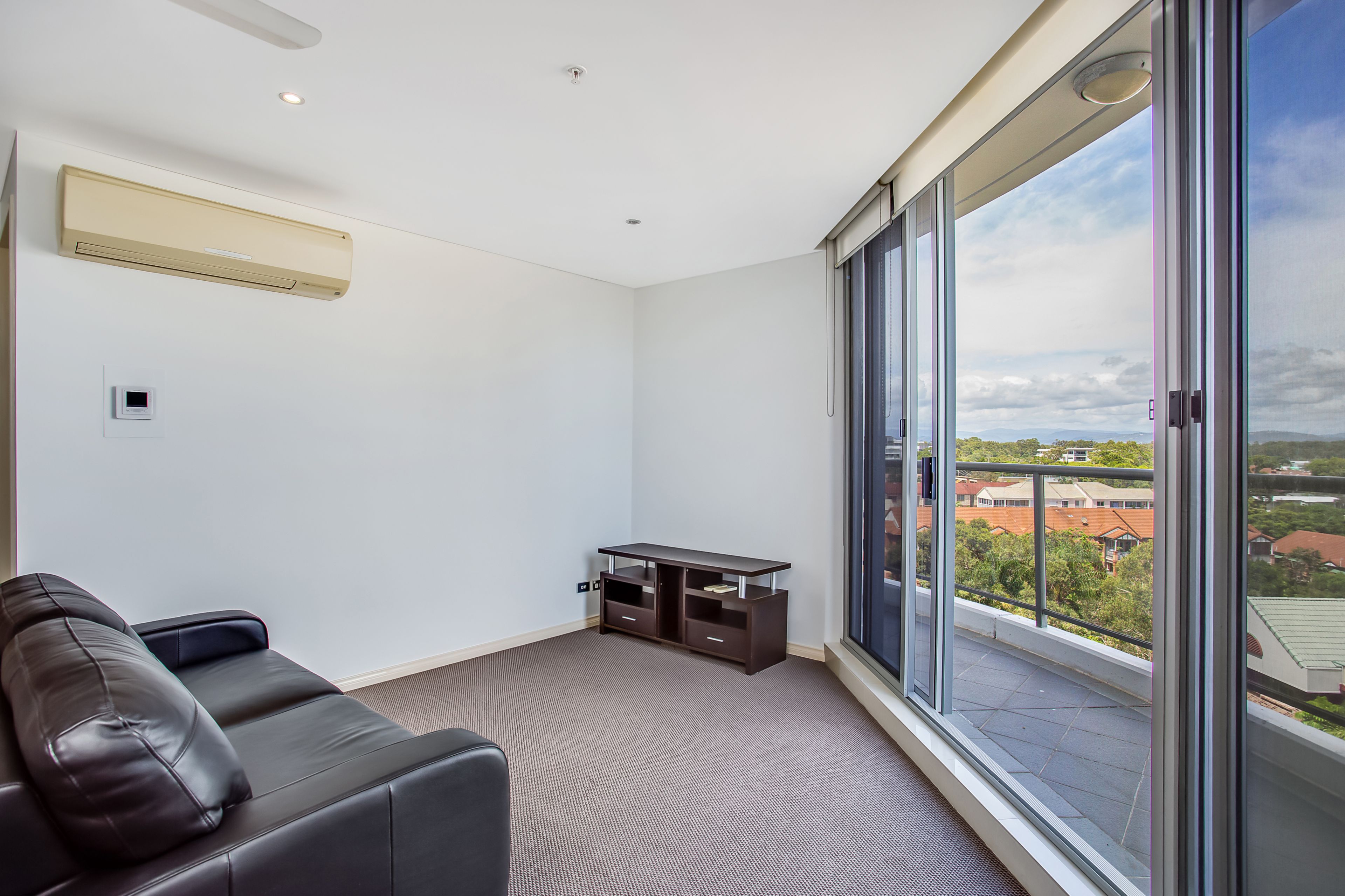 915/3 Como Crescent, Southport, QLD 4215