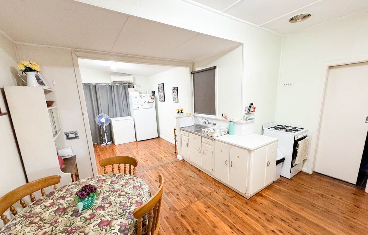 52 Busby Street — photo 5 of 14