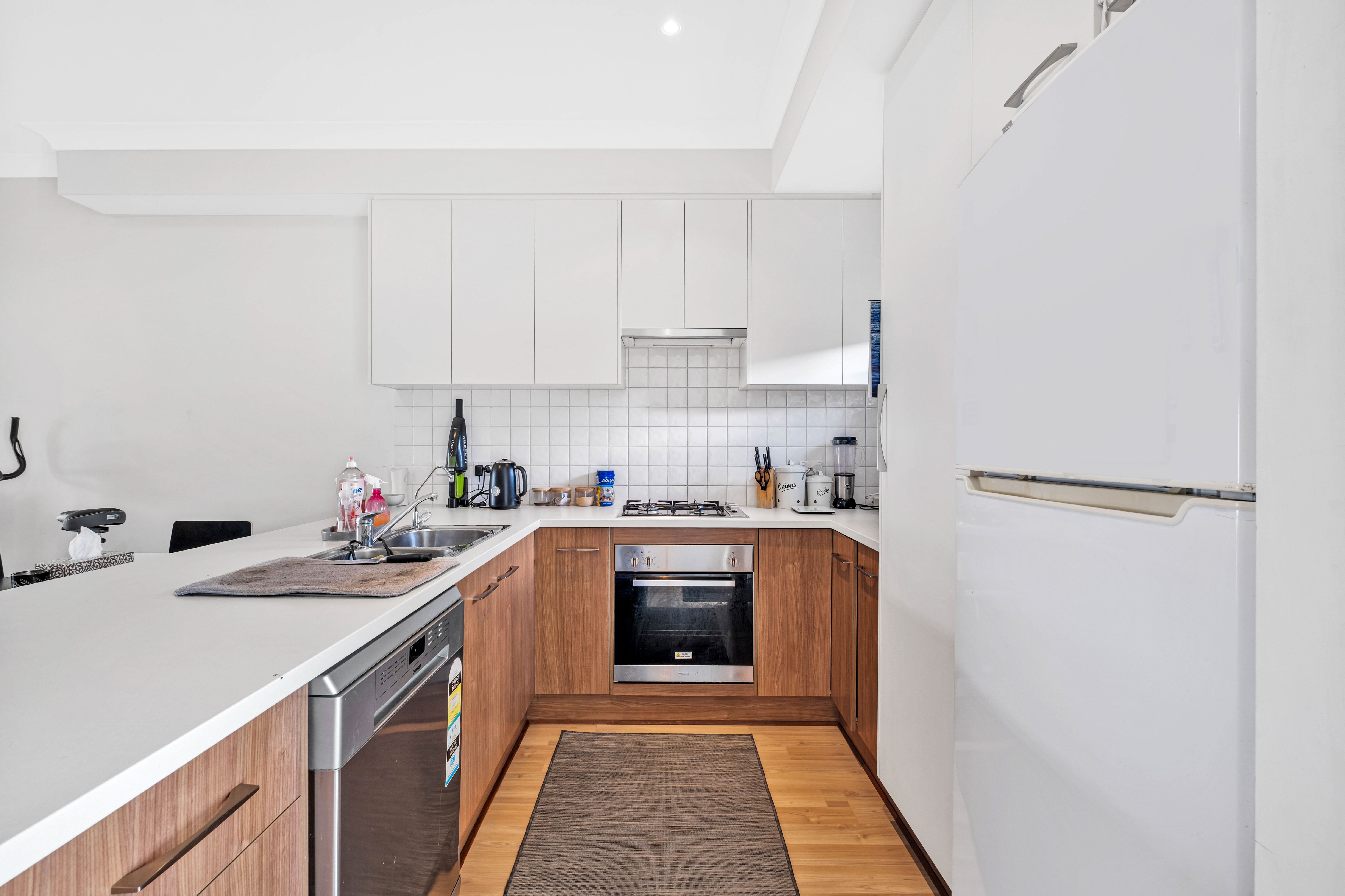 6/3 Countryman Court — photo 4 of 14