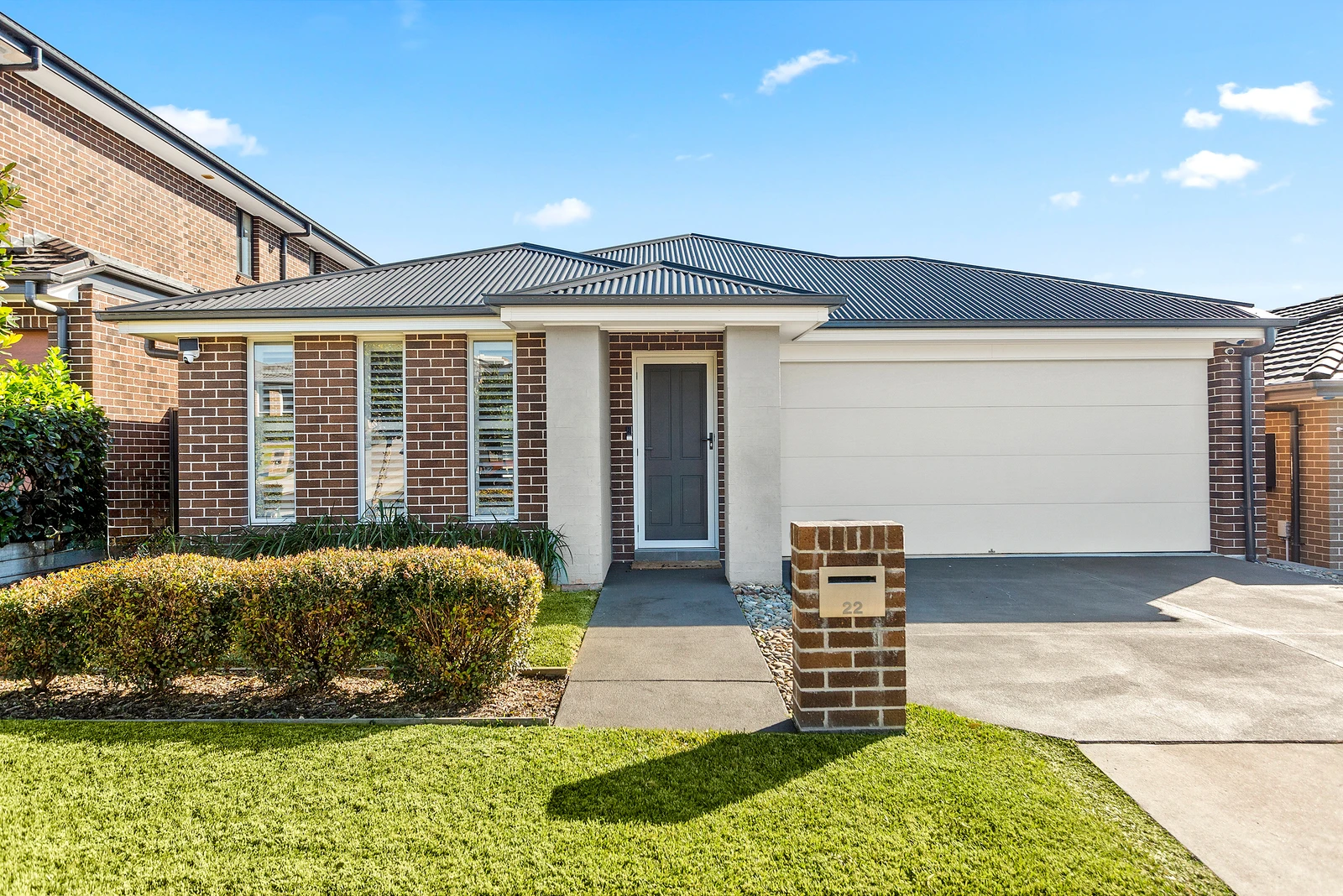 22 Wildflower Crescent, Calderwood, NSW 2527