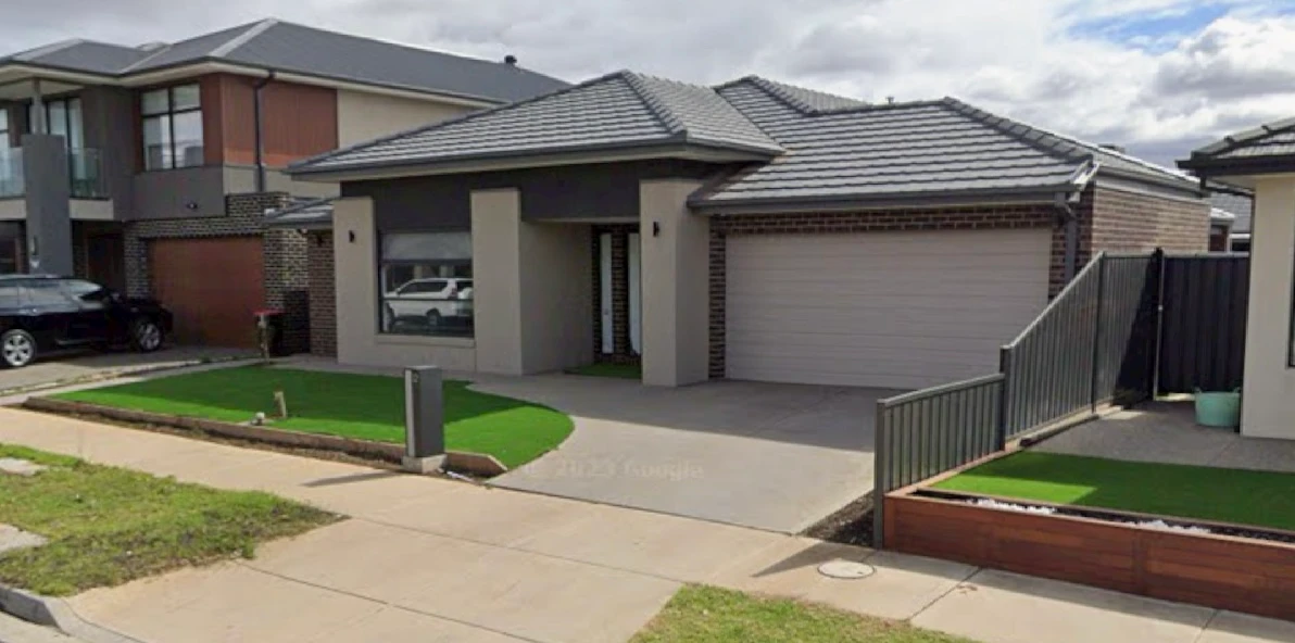 12 Livingston Drive, Rockbank, VIC 3335
