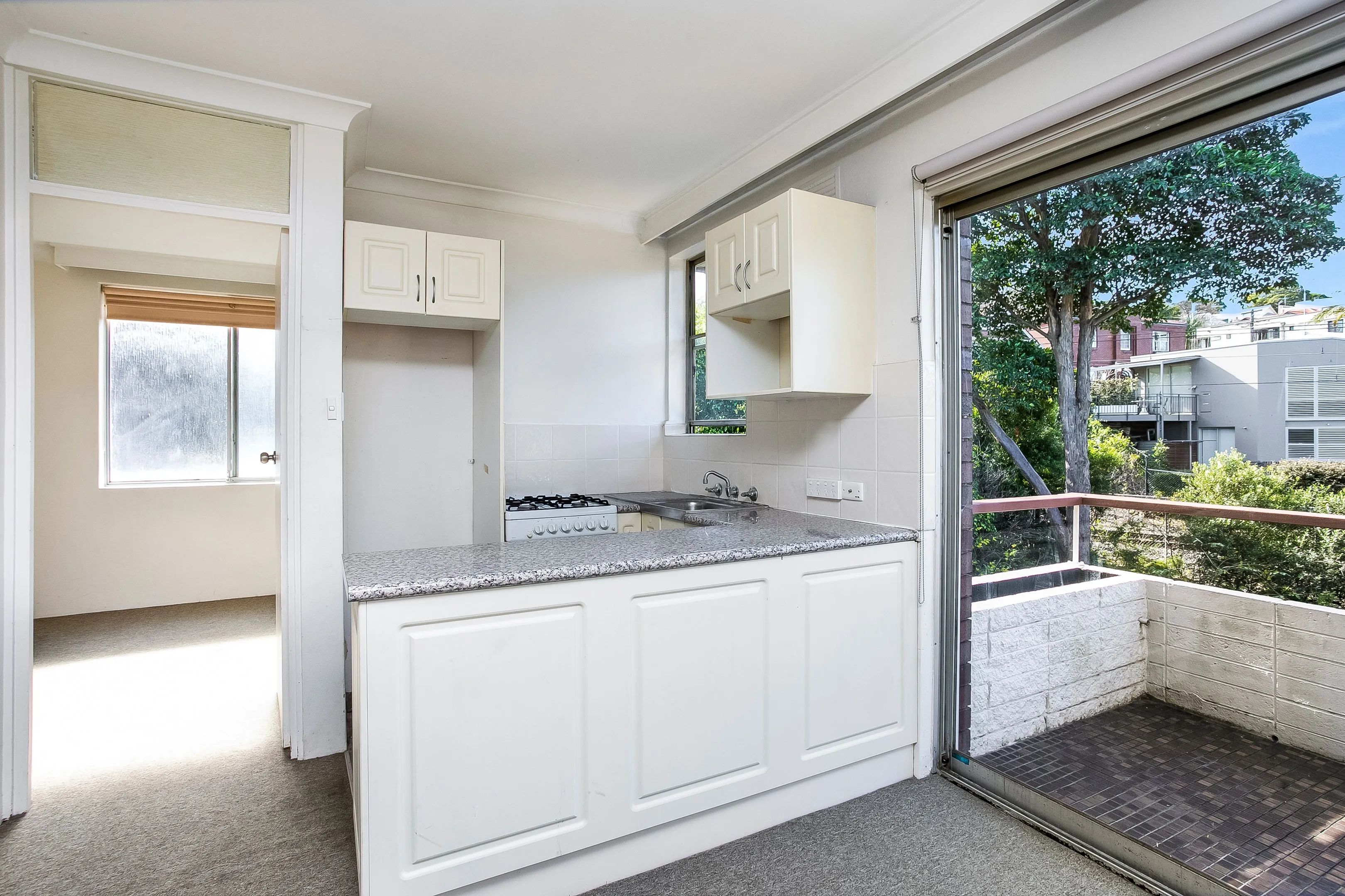 13/9 Commodore Crescent, McMahons Point, NSW 2060