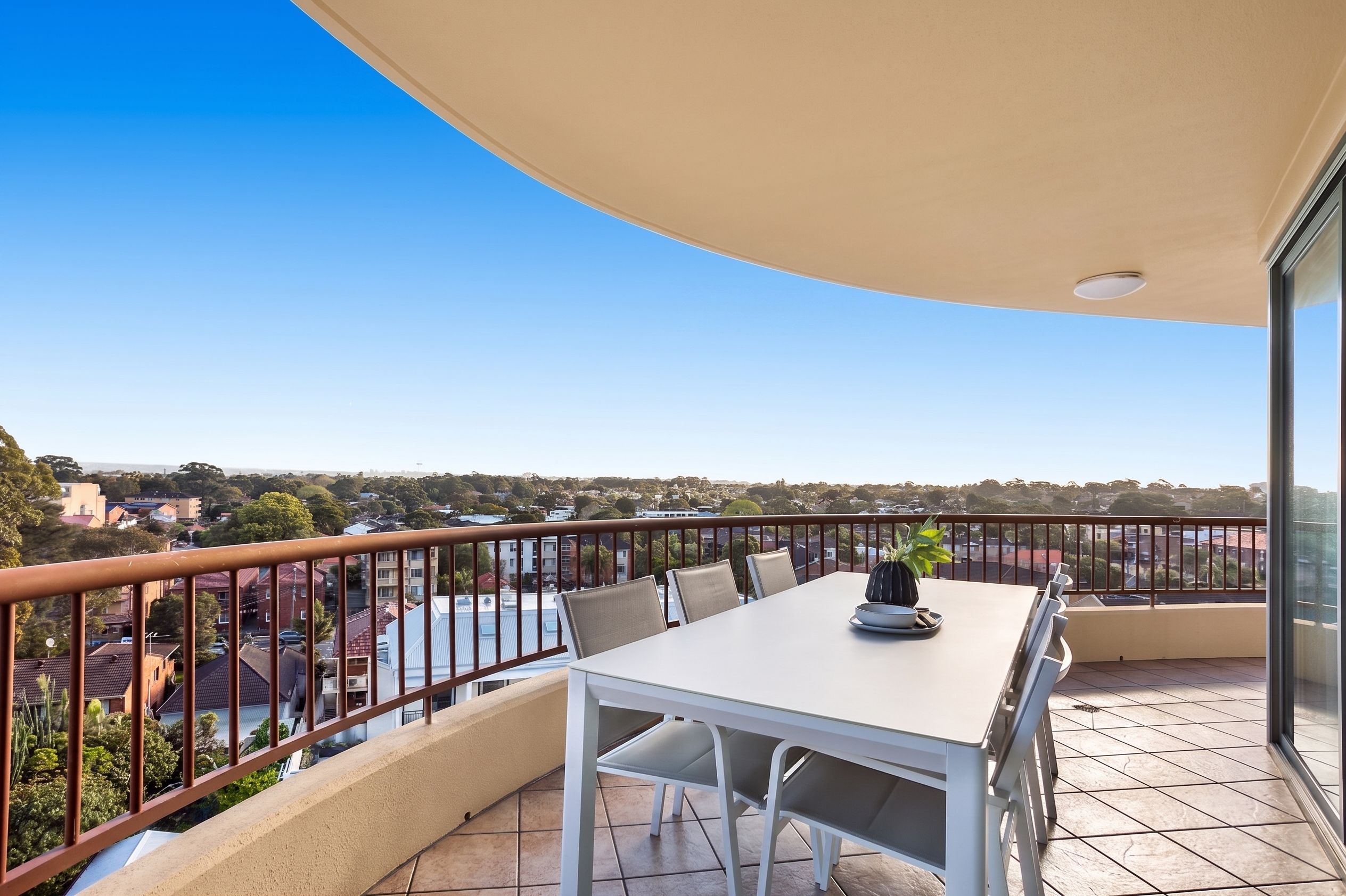7D/333 Anzac Parade — photo from Ray White Eastern Beaches Coogee