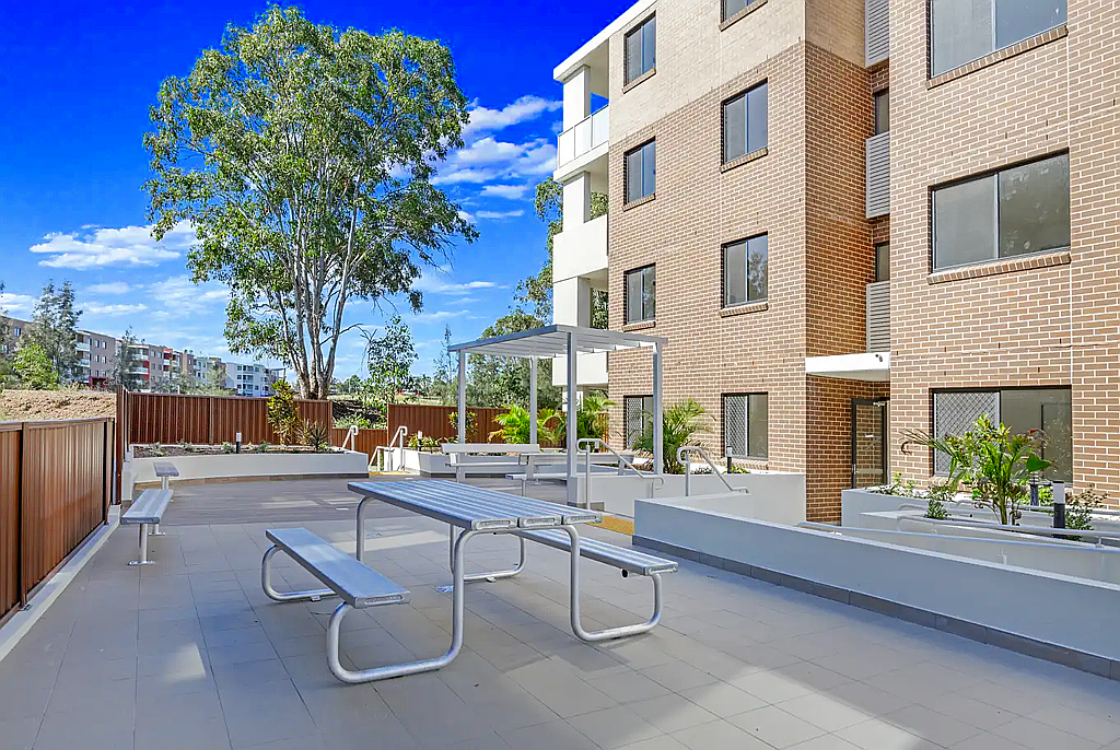 304/9D Terry Road, Rouse Hill, NSW 2155