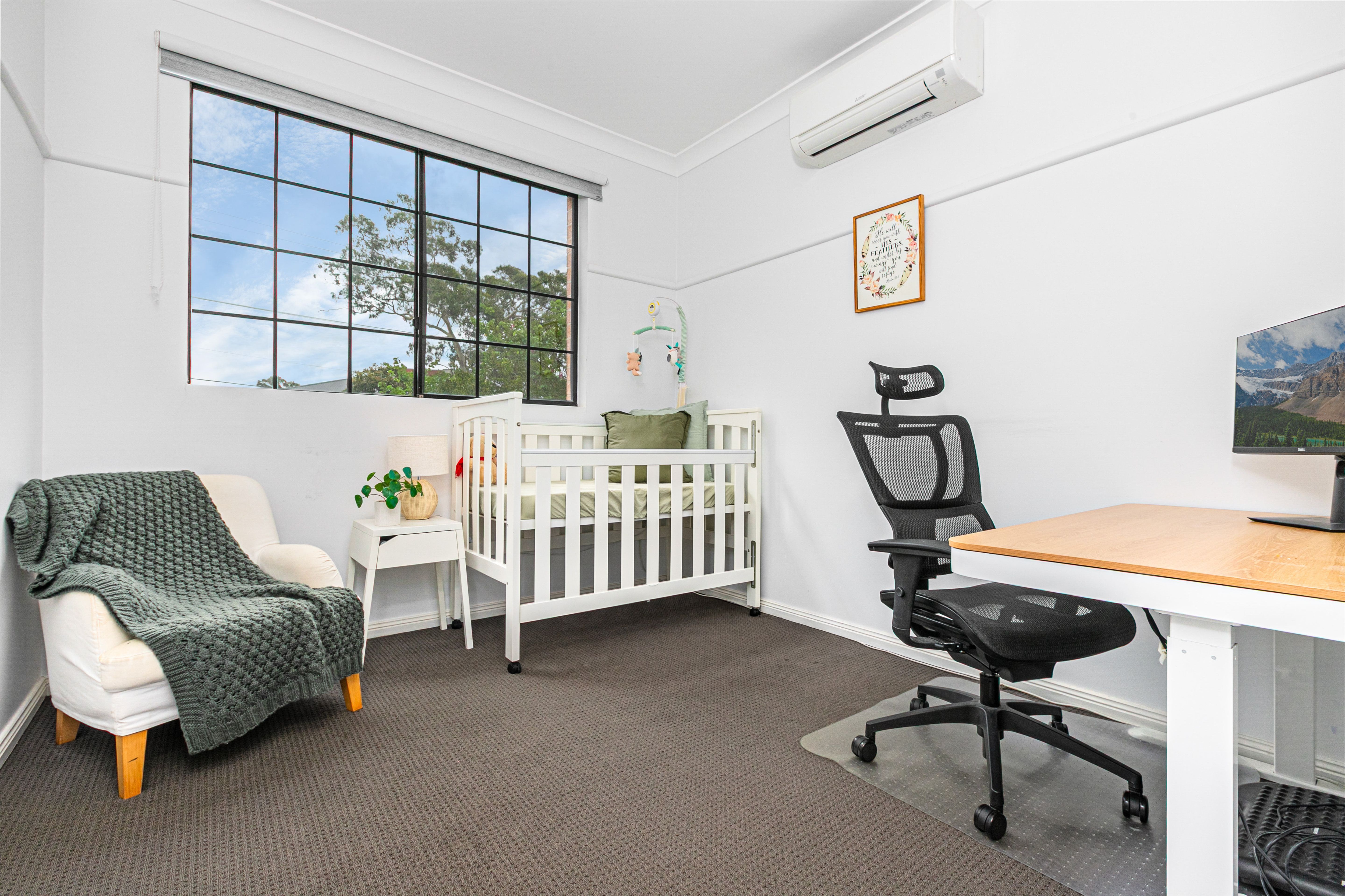 3/4-8 Russell Street — photo 10 of 10