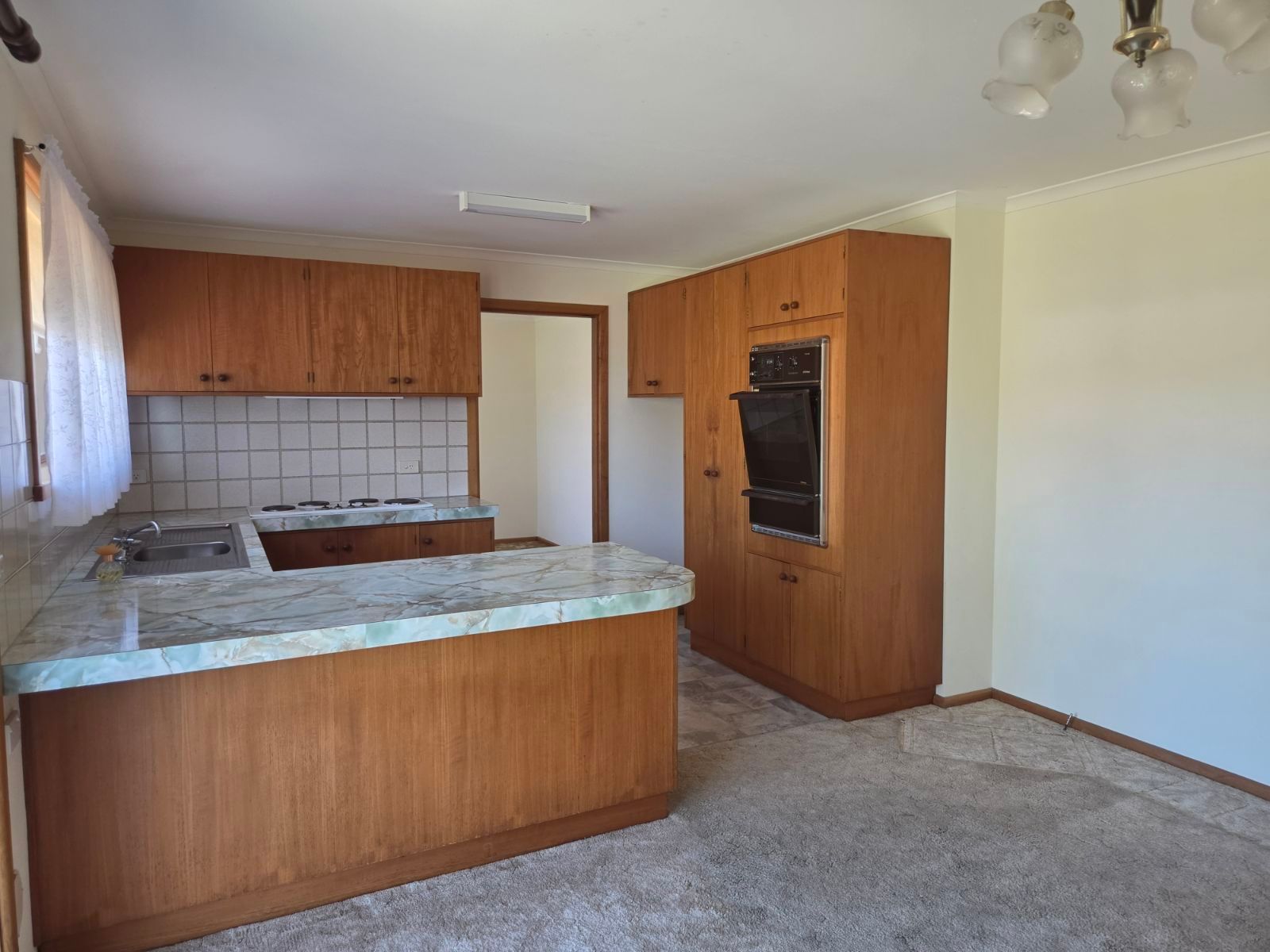 54 Bent Street — photo 4 of 5