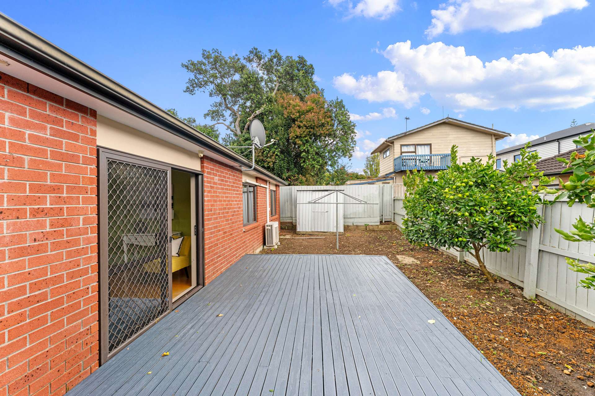 10a Evans Road photo 13