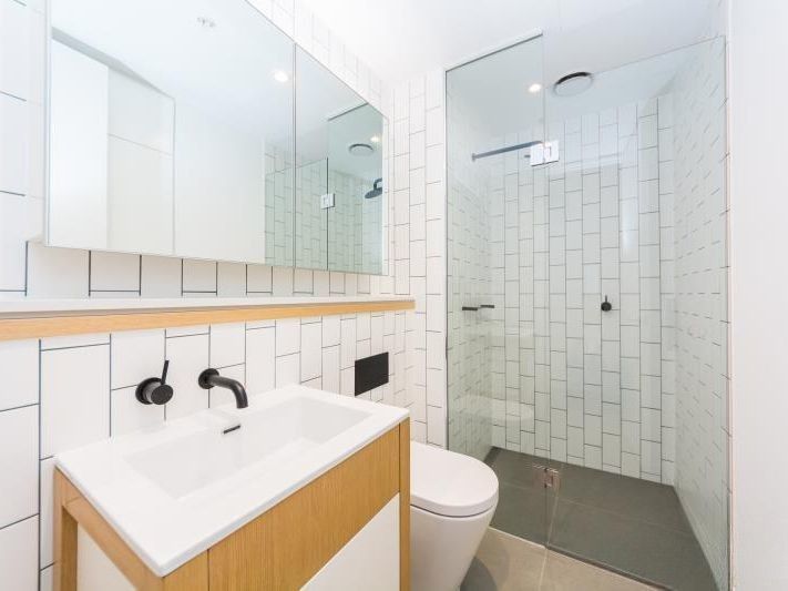 E301/15 Doepel Way, Docklands, VIC 3008