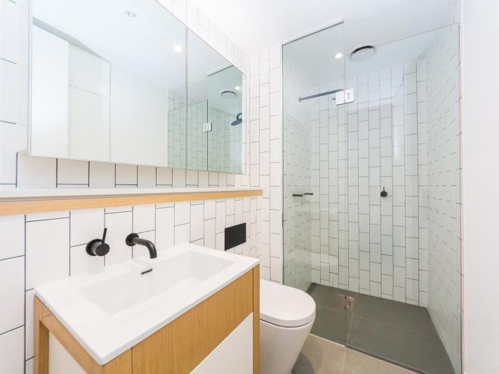 E301/15 Doepel Way, Docklands, VIC 3008