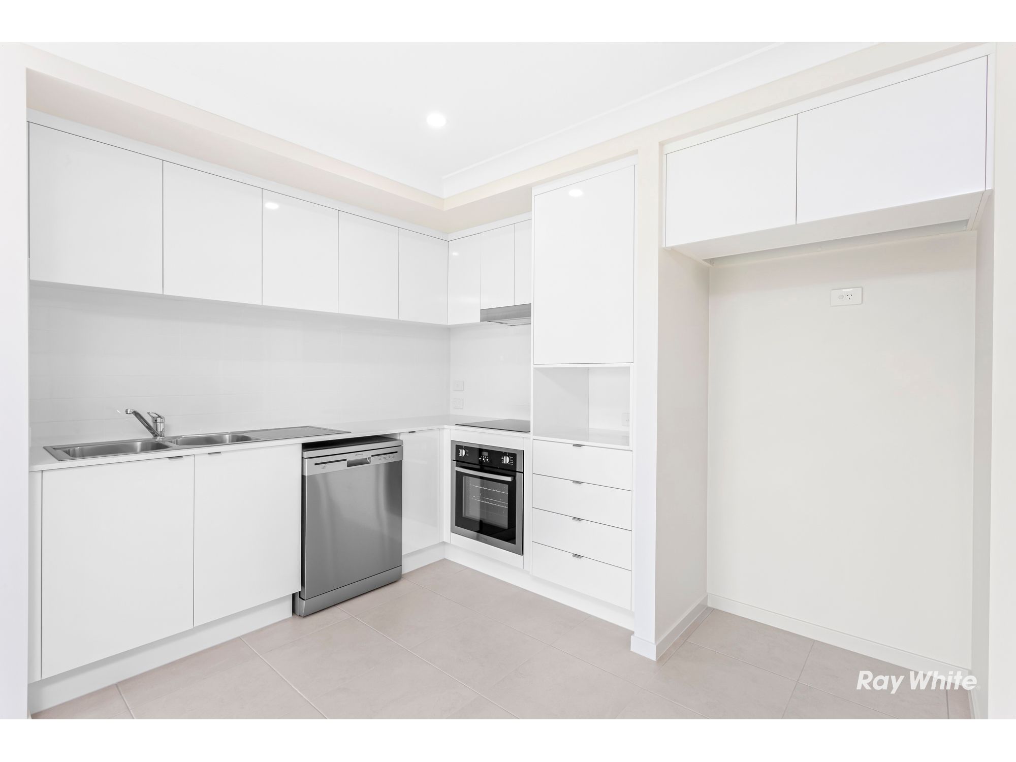 A/60 Johnson Drive, Hidden Valley, QLD 4703