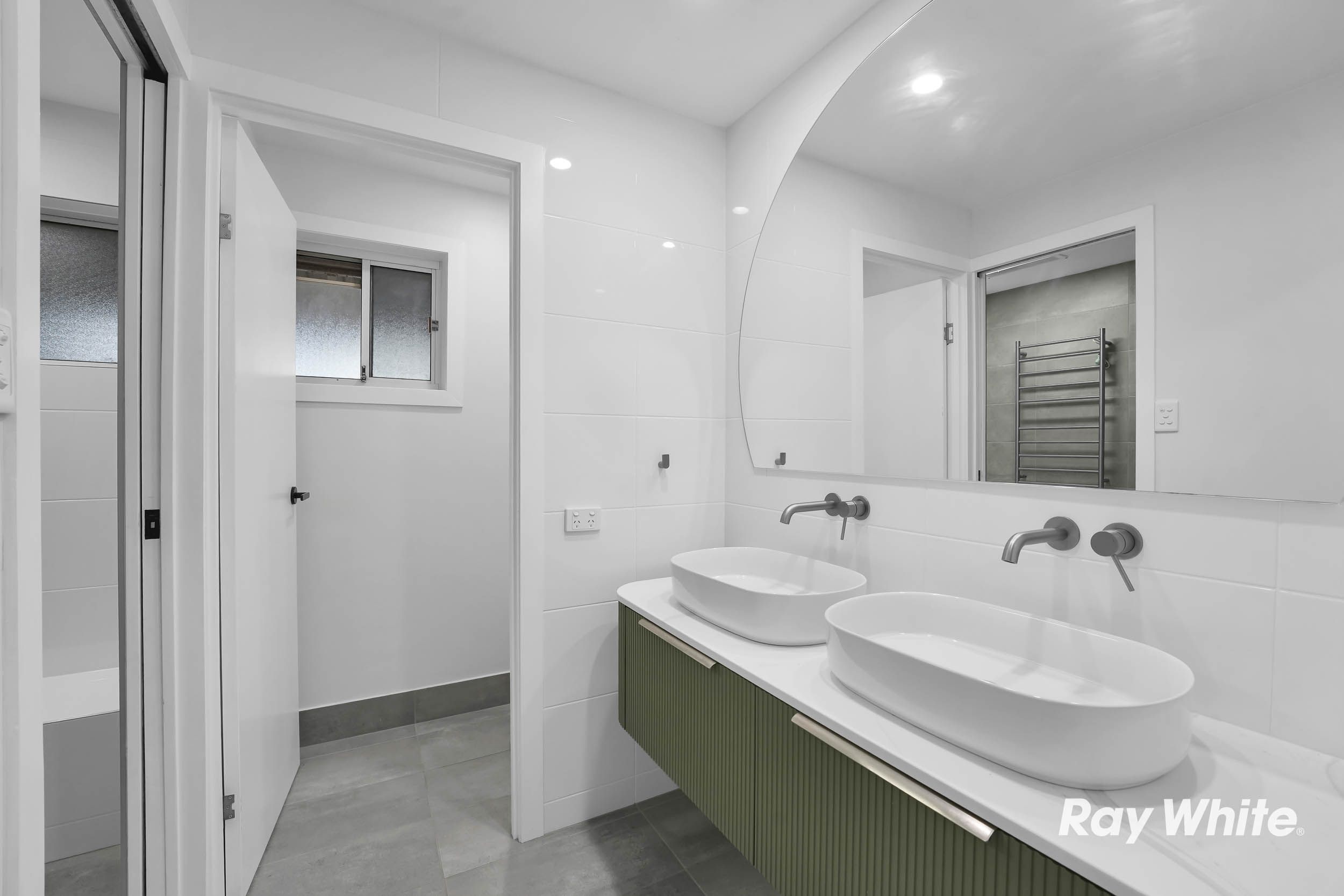 31 Satinwood Street — photo 9 of 29