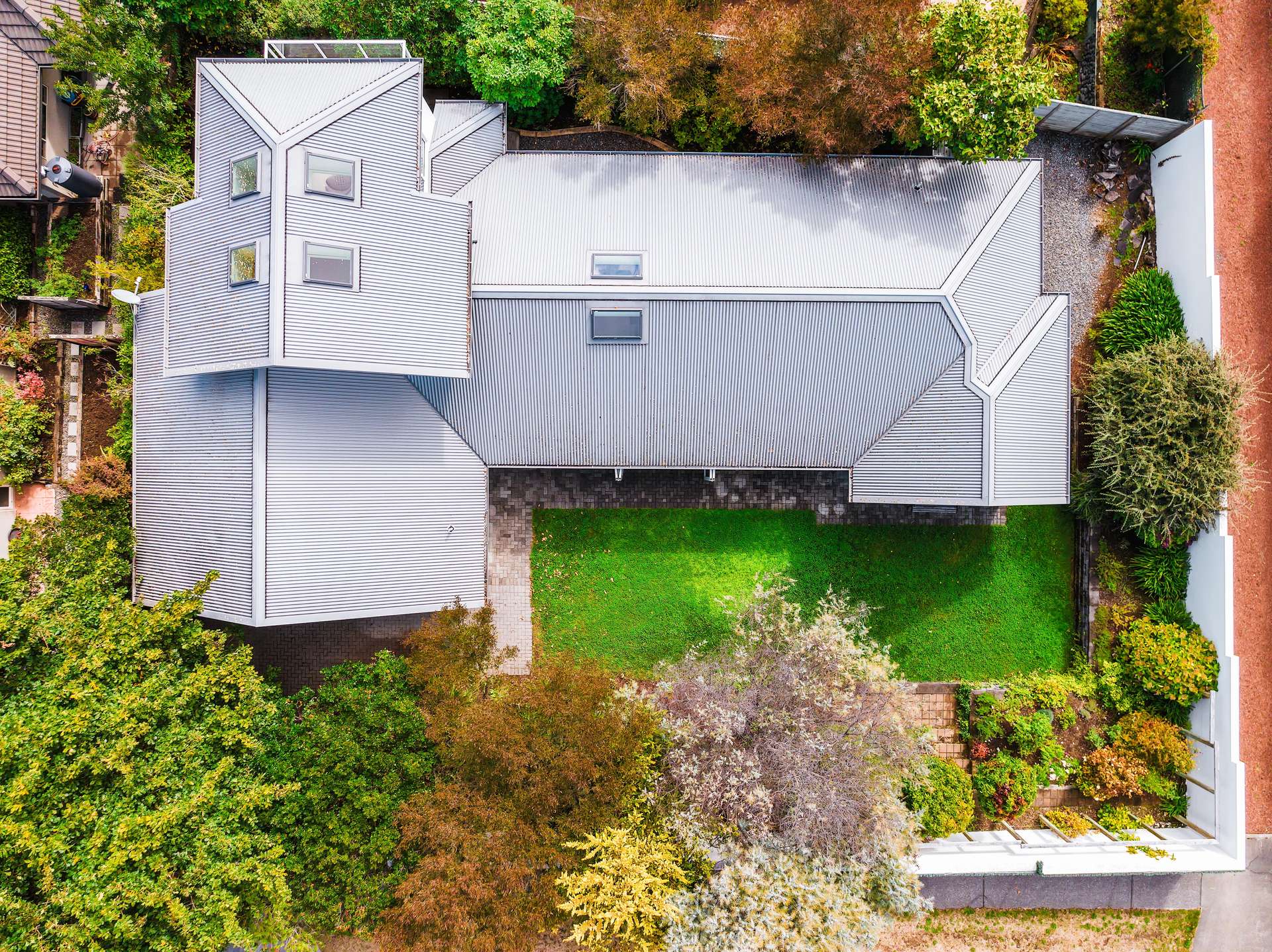 26 Arrowsmith Avenue photo 1
