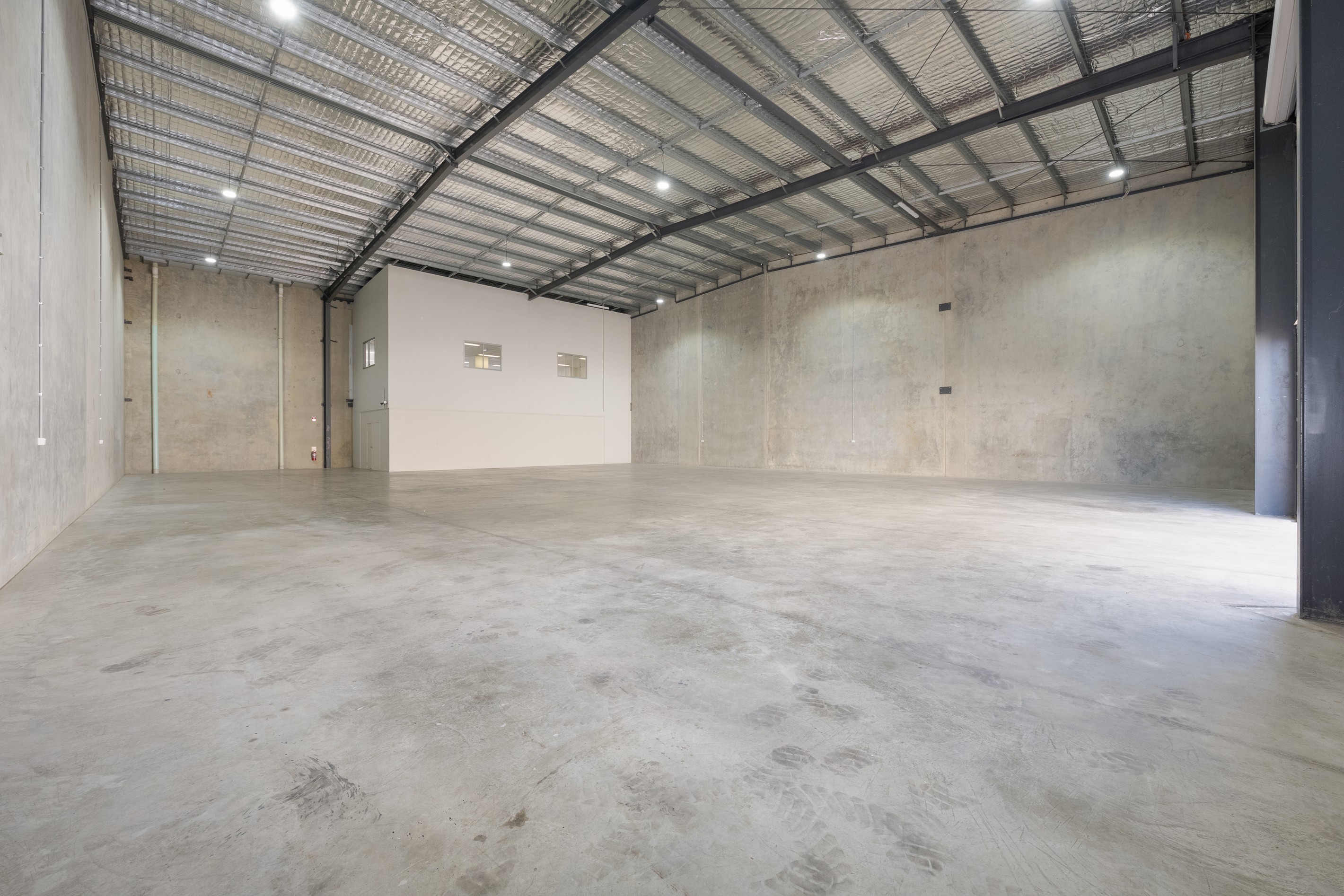 8/547 Woolcock Street, Mount Louisa, QLD 4814