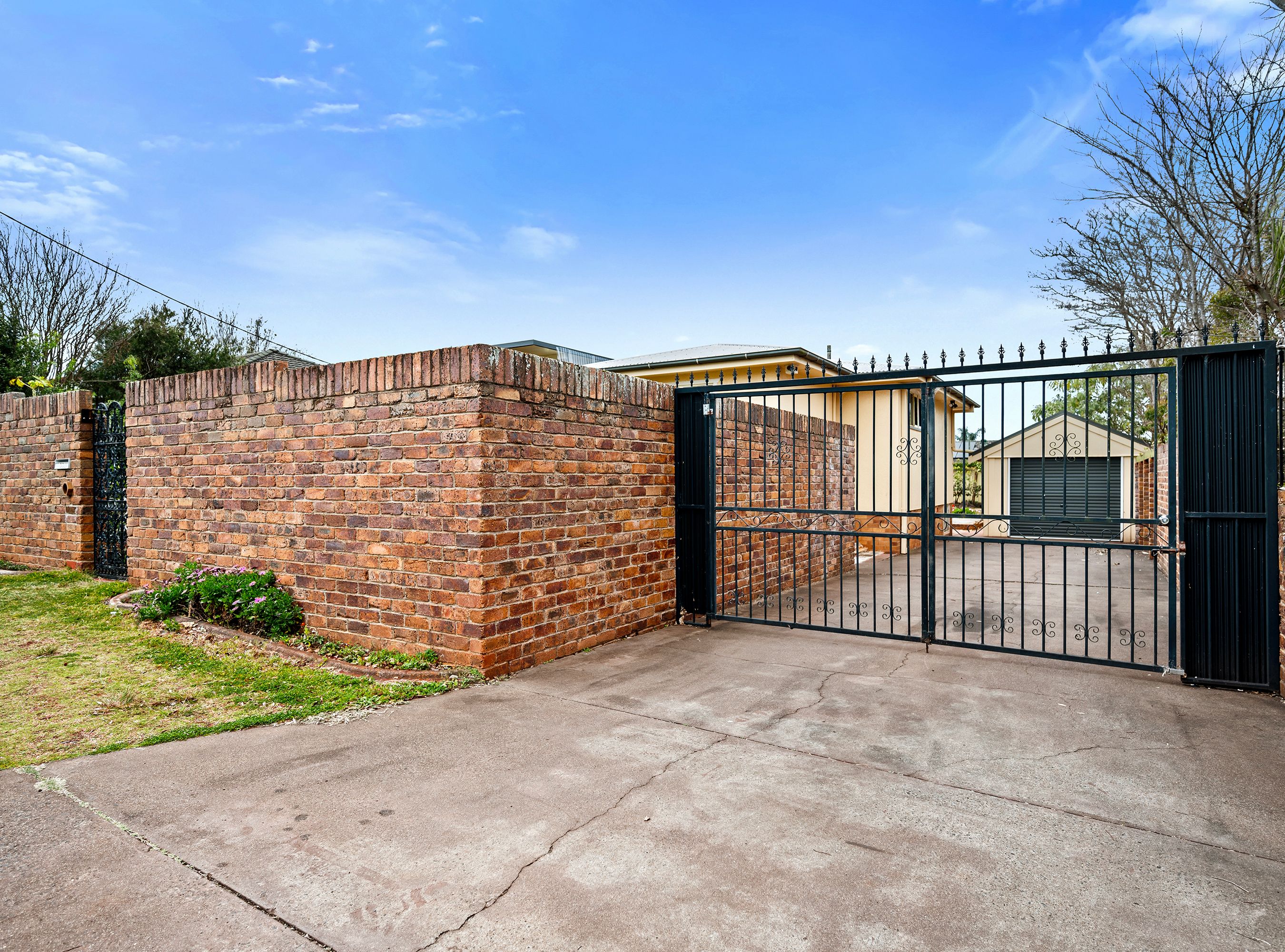14 Challenor Street — photo 18 of 19