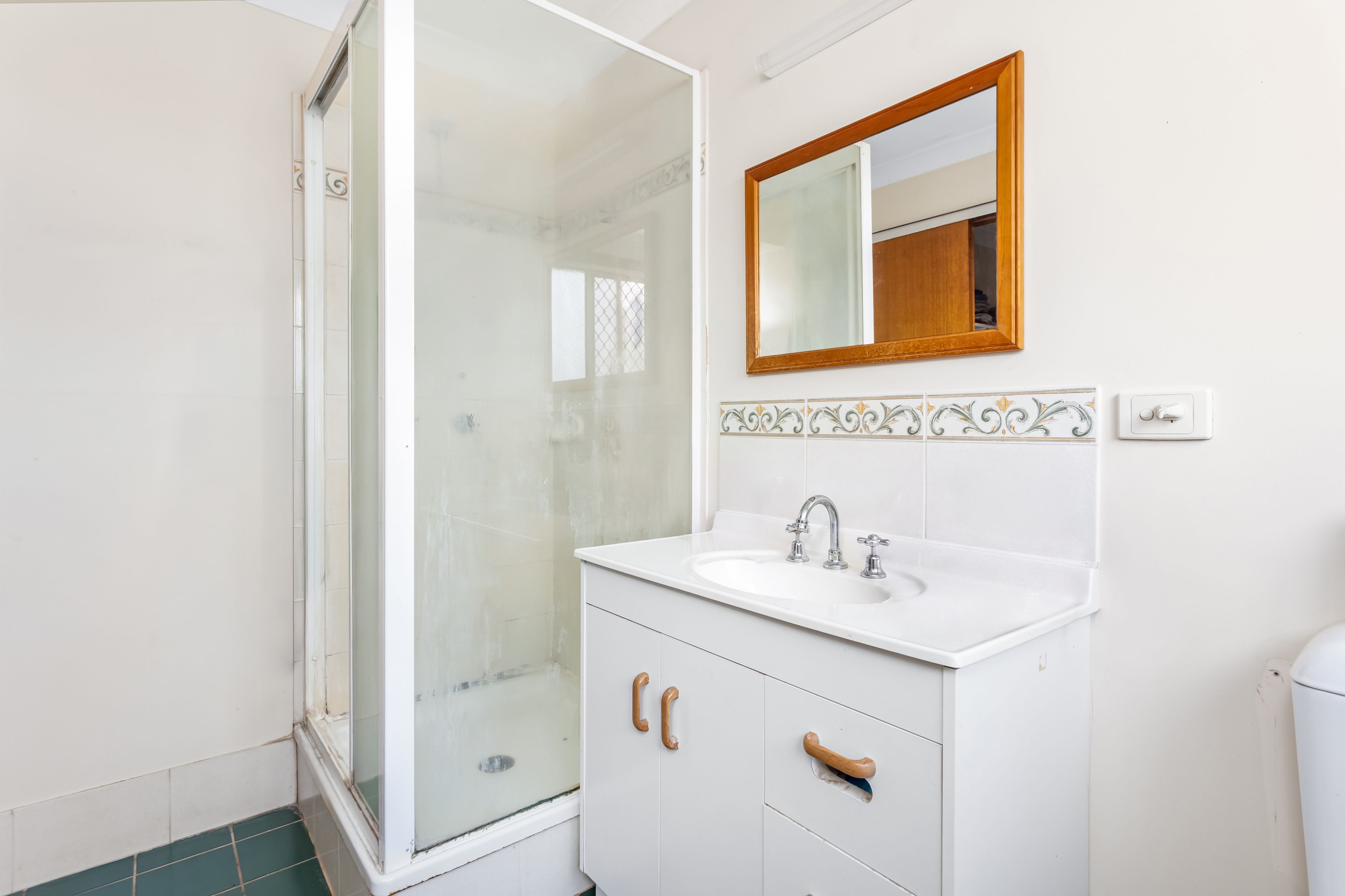 16 Brown Close — photo 6 of 13