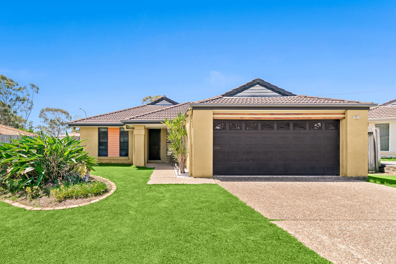18 Somerwil Crescent, Bellbird Park, QLD 4300