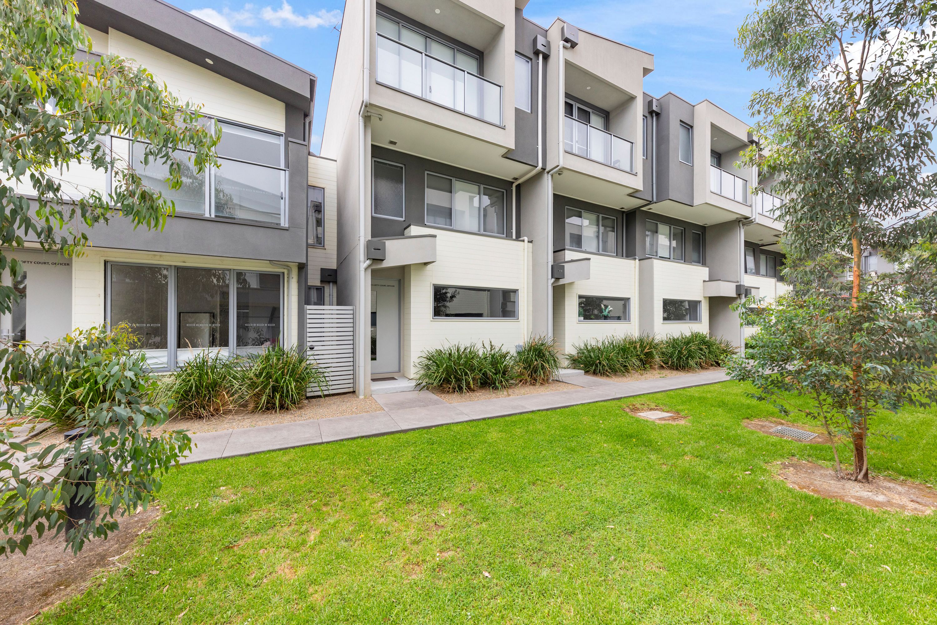 13 Lofty Court, Officer VIC 3809