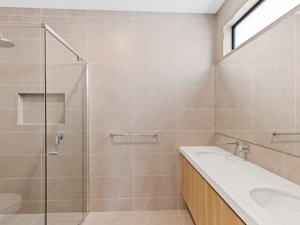 36 Thurso Street — photo 9 of 11